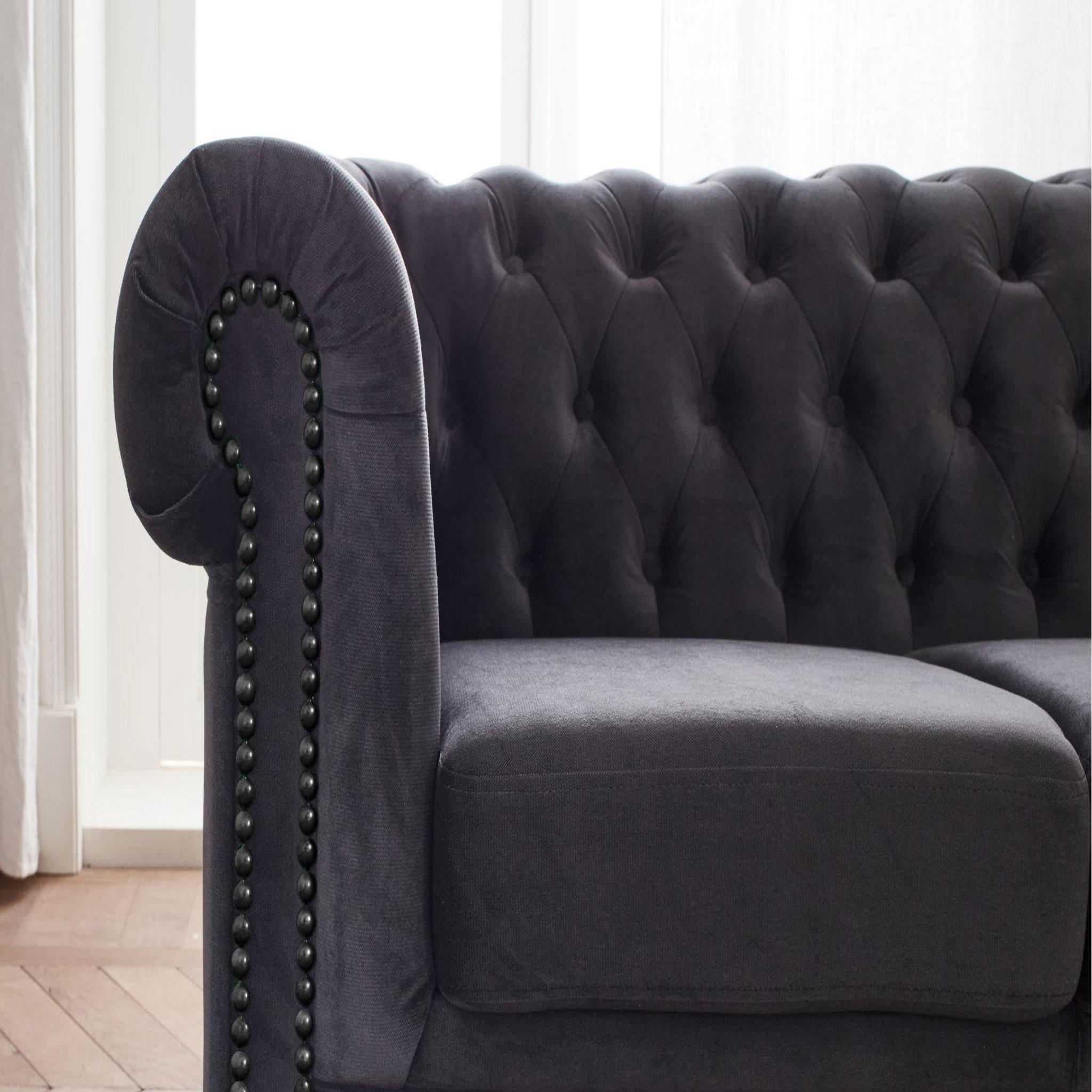 Voir la diapositive 3 : LISA DESIGN William - canapé chesterfield - 3 places - en velours