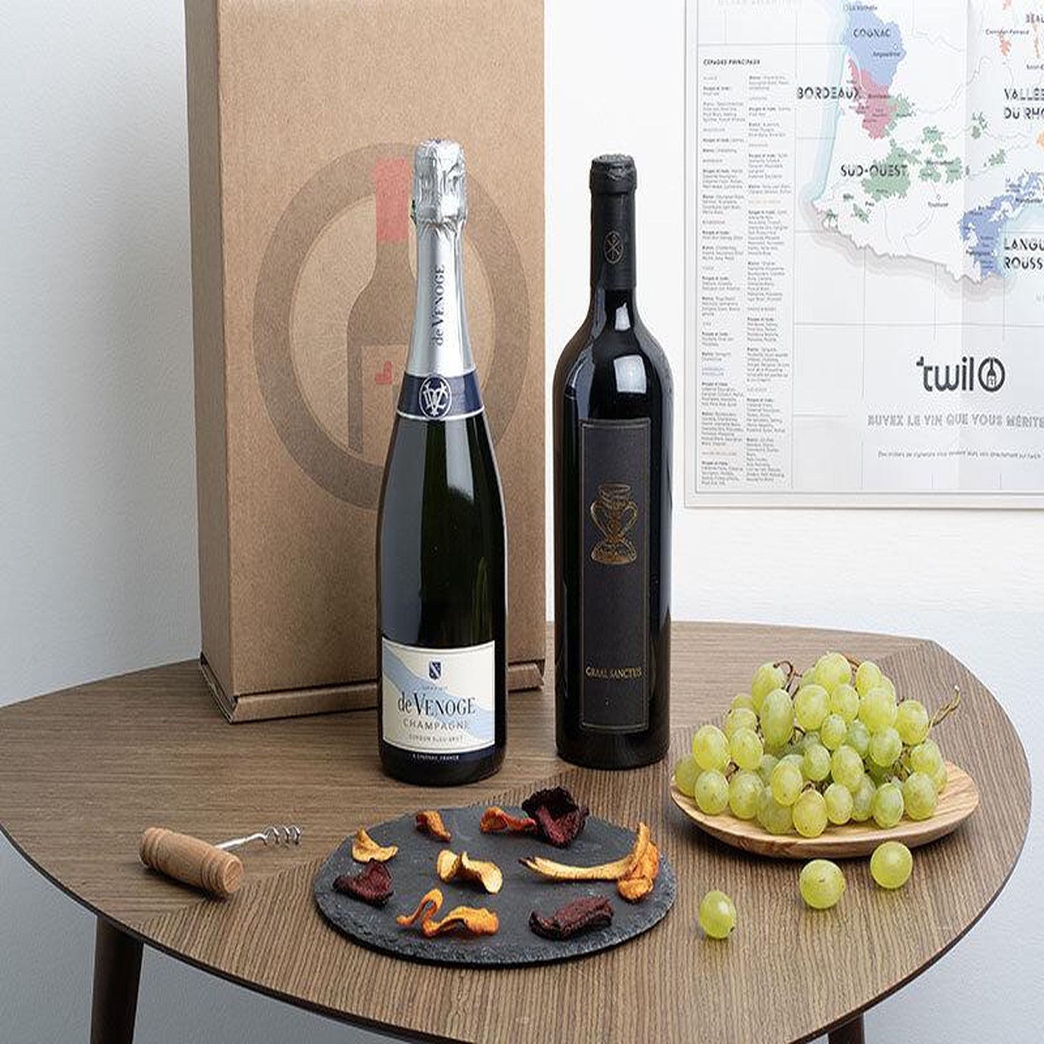 Voir la diapositive 3 : Smartbox Coffret de 2 bouteilles : vin rouge et champagne livrés à domicile - coffret cadeau gastronomie