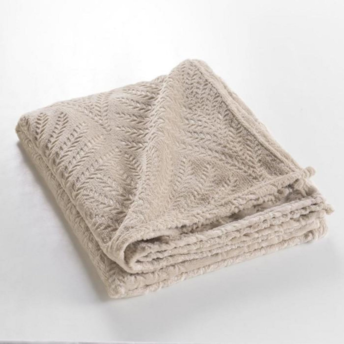 Paris Prix Plaid Uni en Flanelle  Nelia  125x150cm Taupe