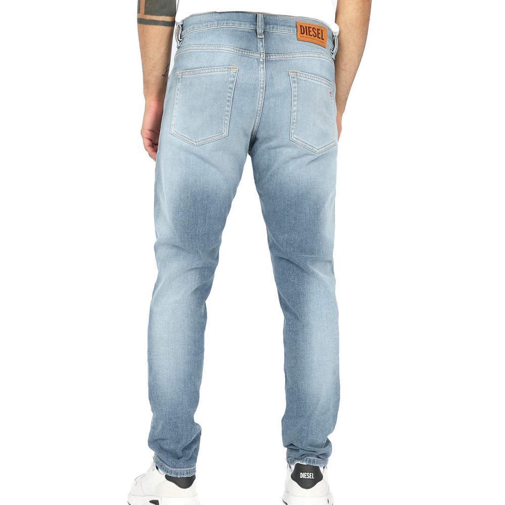 Voir la diapositive 2 : DIESEL Jean Slim  Clair Homme Diesel Pantaloni   W31