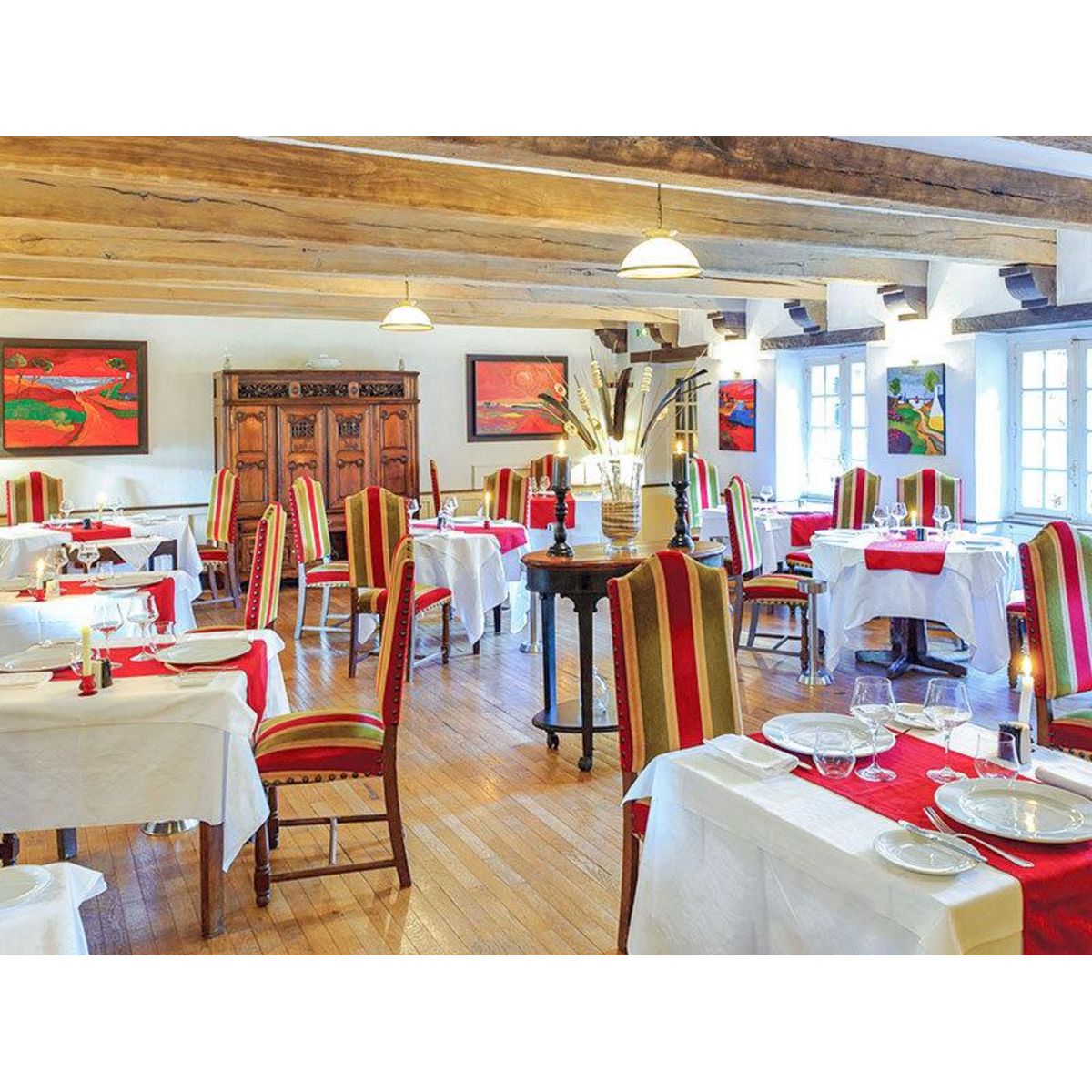 Smartbox 3 jours 4* avec 4h d'accès à l'espace bien-être aux Moulins du Duc - Coffret Cadeau Séjour