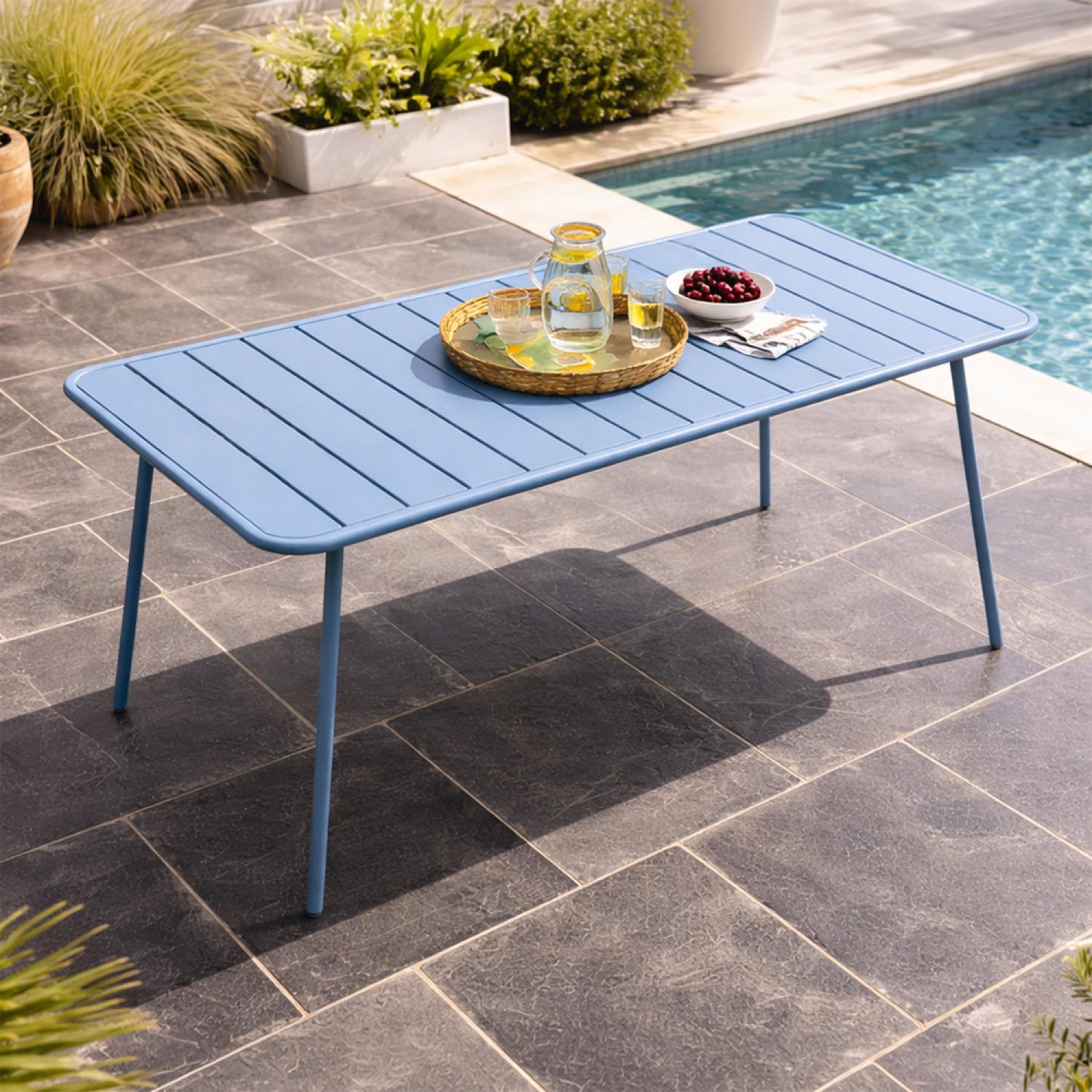 Voir la diapositive 6 : CONCEPT USINE Table de jardin 6 places 160cm bleu bergame
