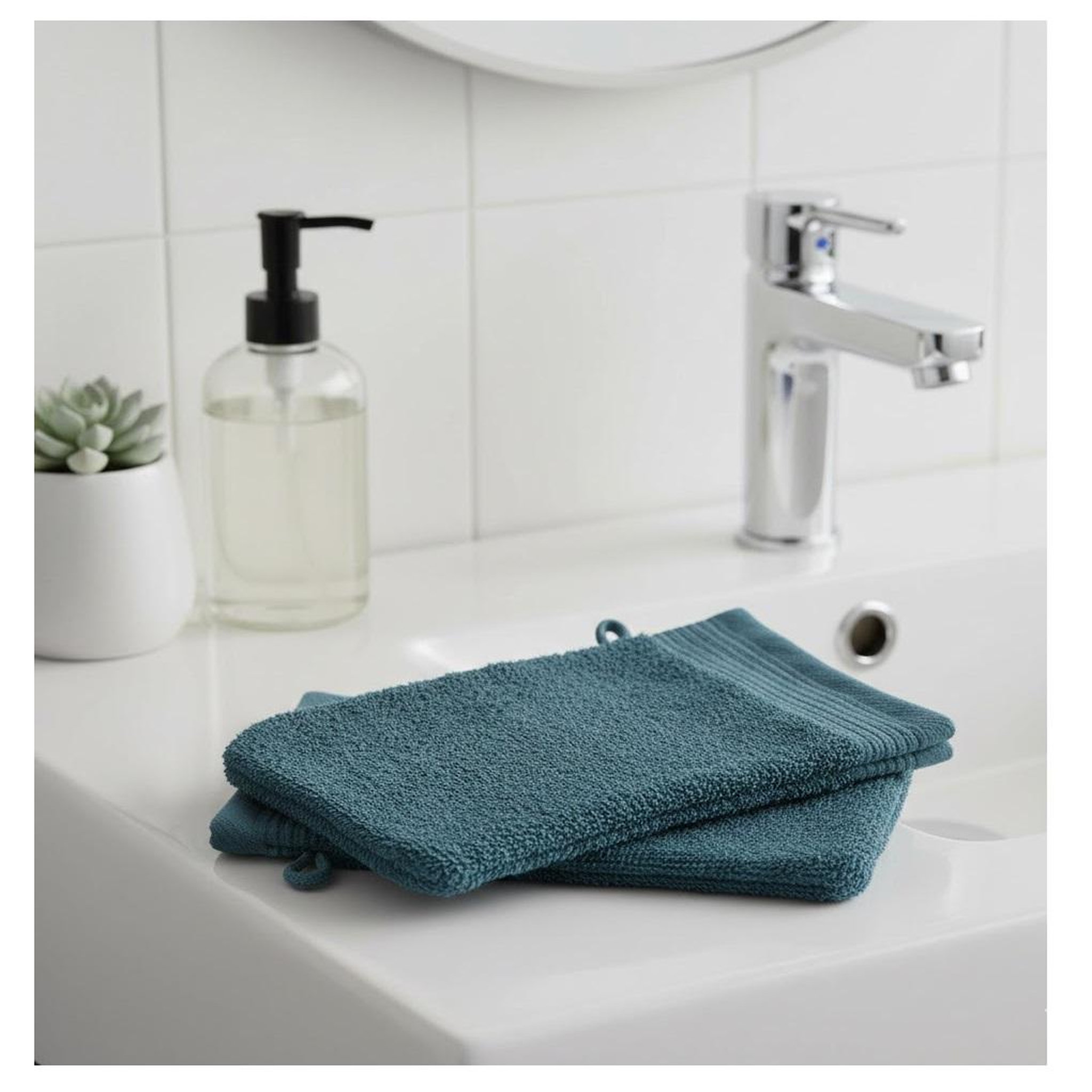 Voir la diapositive 2 : Eden Lot de 2 gants de toilette lilas