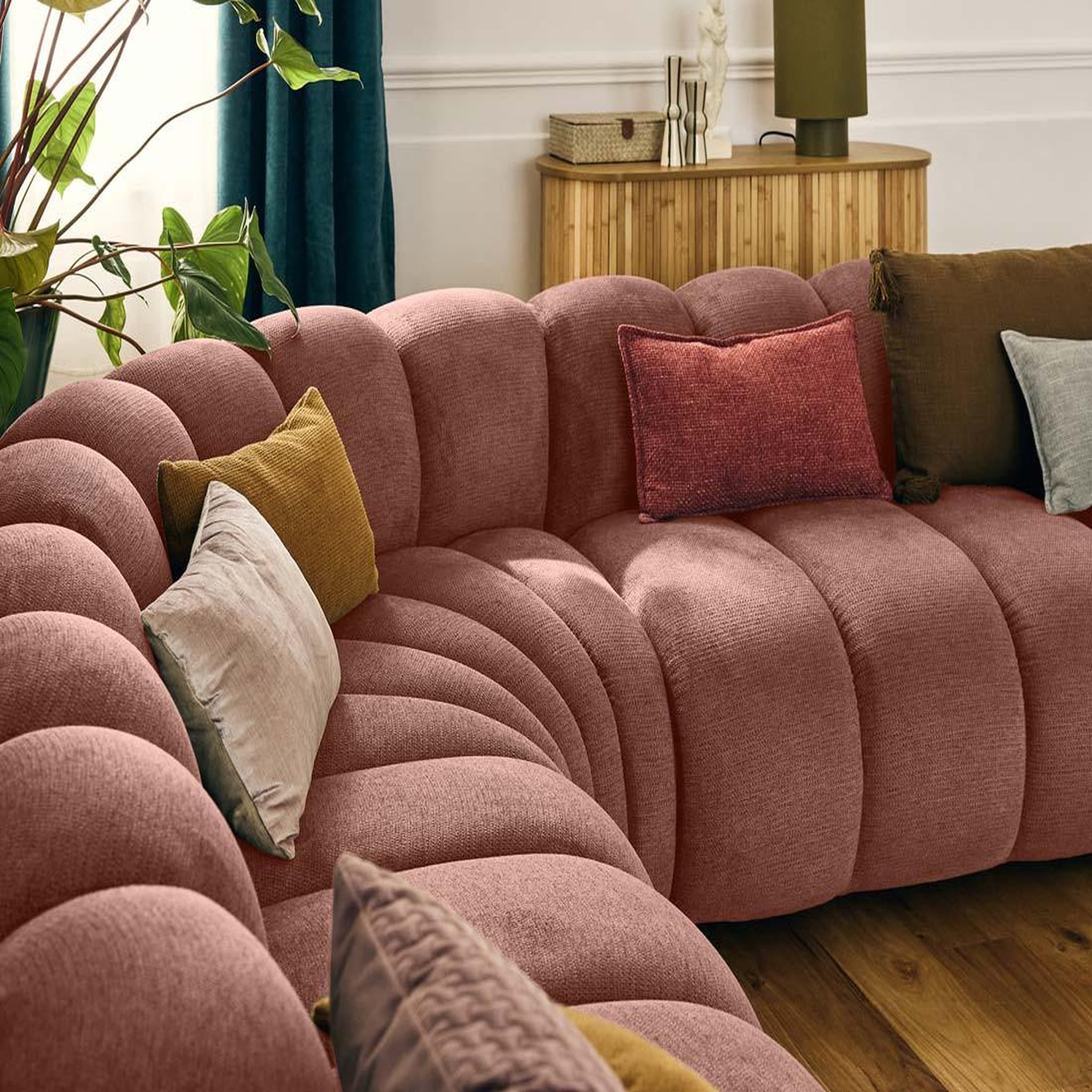 Voir la diapositive 6 : LISA DESIGN Debbie - canapé modulable d'angle droit 5 places en tissu texturé