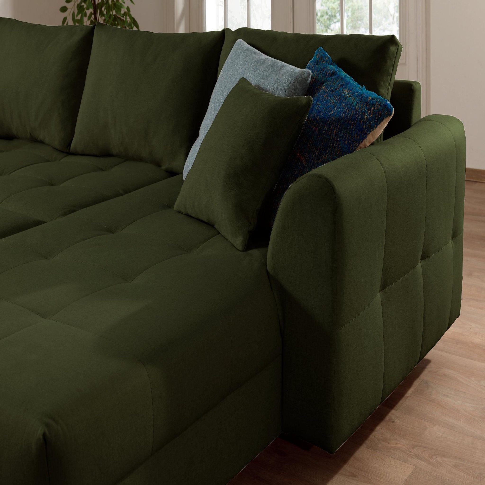 Voir la diapositive 5 : LISA DESIGN Rune - canapé panoramique avec pouf d'appoint - 7 places - style scandinave - gauche