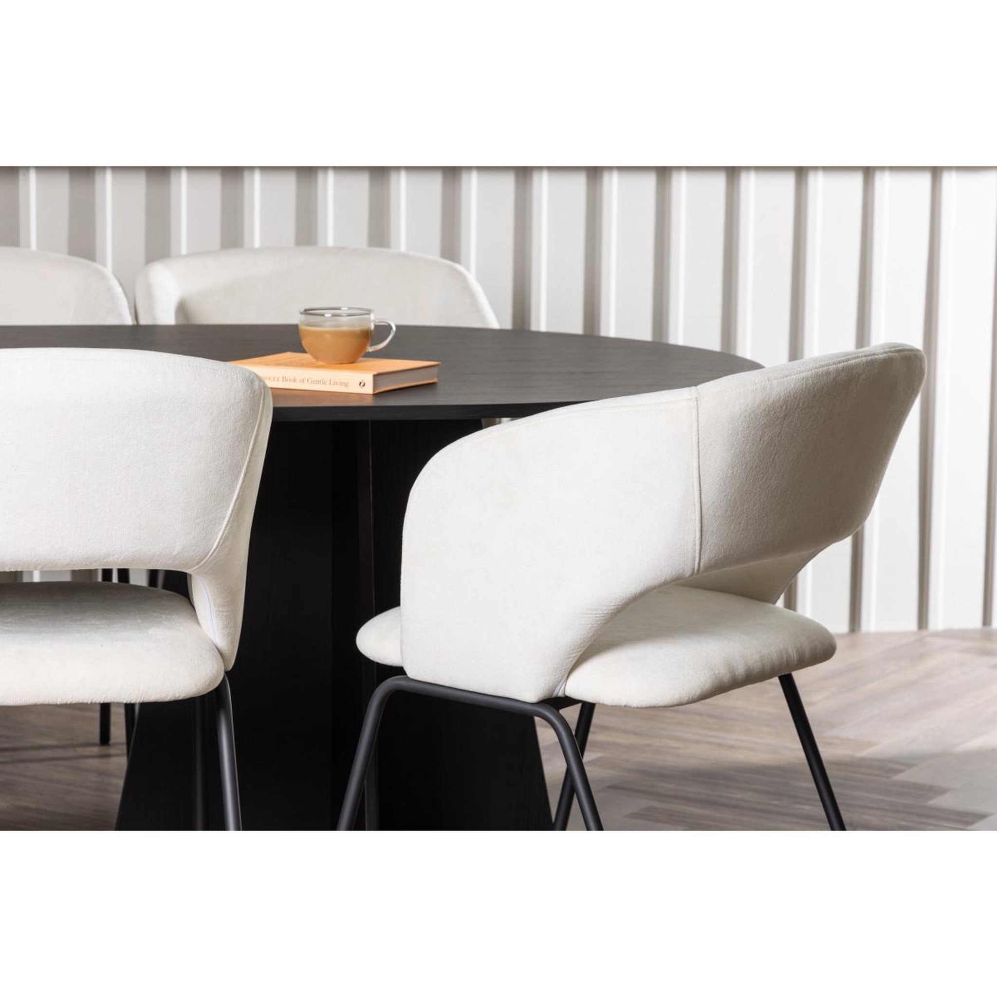Voir la diapositive 5 : Paris Prix Ensemble table à manger & 6 chaises  bootcut & day  230cm noir & blanc cassé