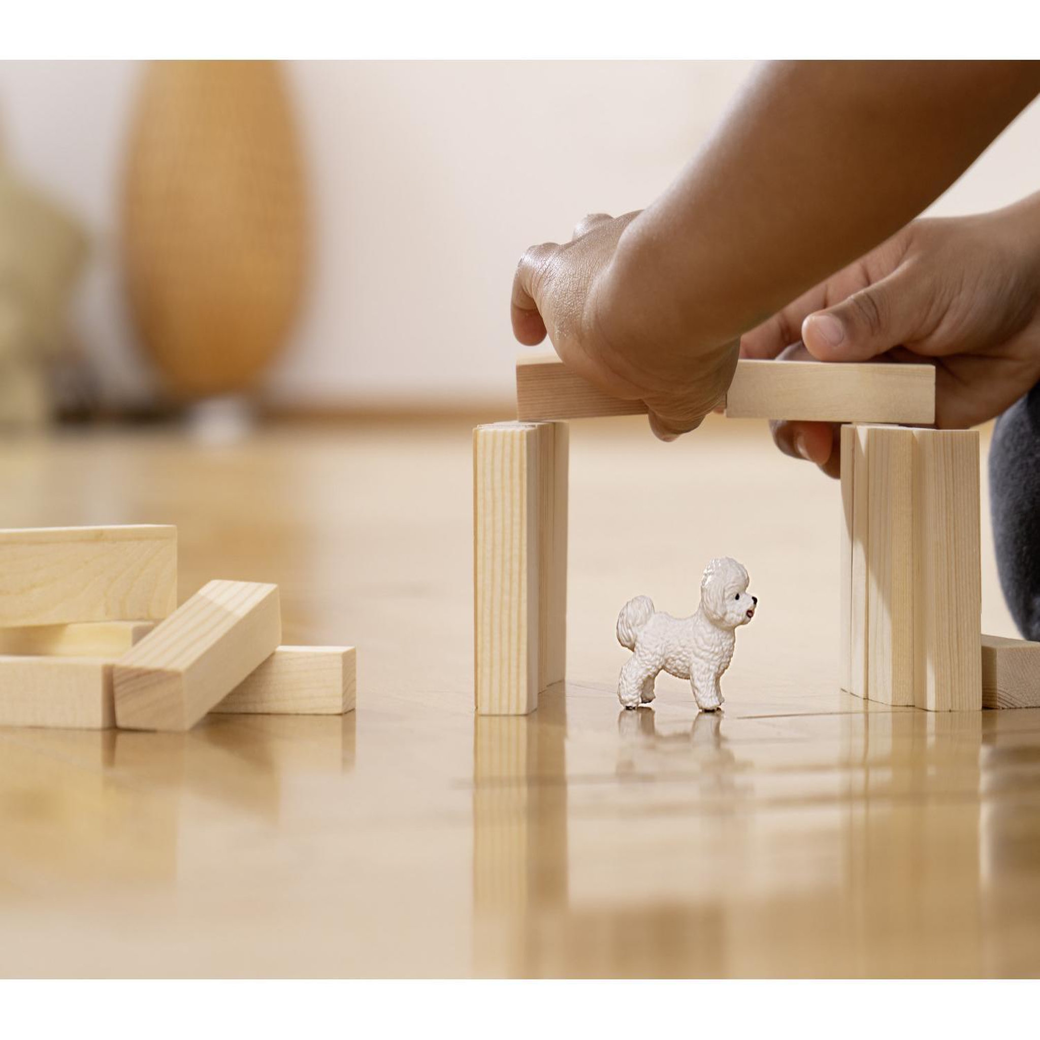 Voir la diapositive 3 : Schleich 13963 figurine Bichon frisé