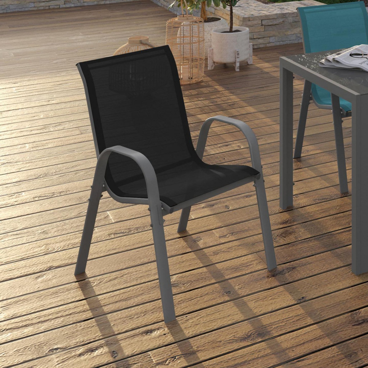 ID MARKET Lot de 4 chaises de jardin LYMA métal et textilène empilables mix color gris, noir et bleu