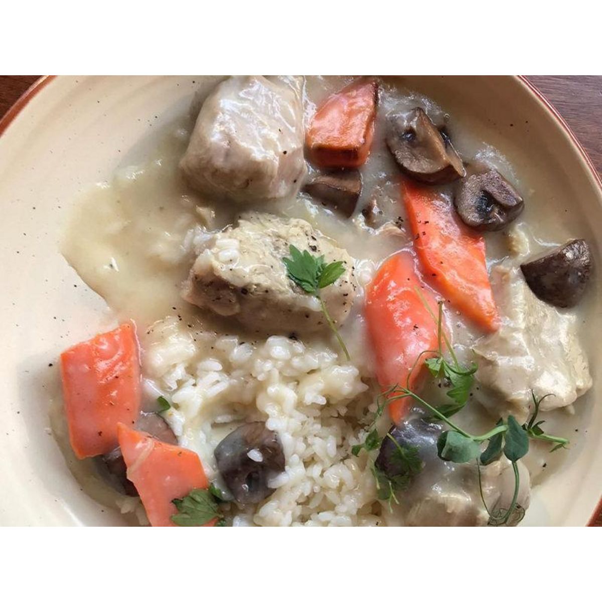 Smartbox Tour gastronomique pédestre de 3h30 avec un expert culinaire local - Coffret Cadeau Gastronomie