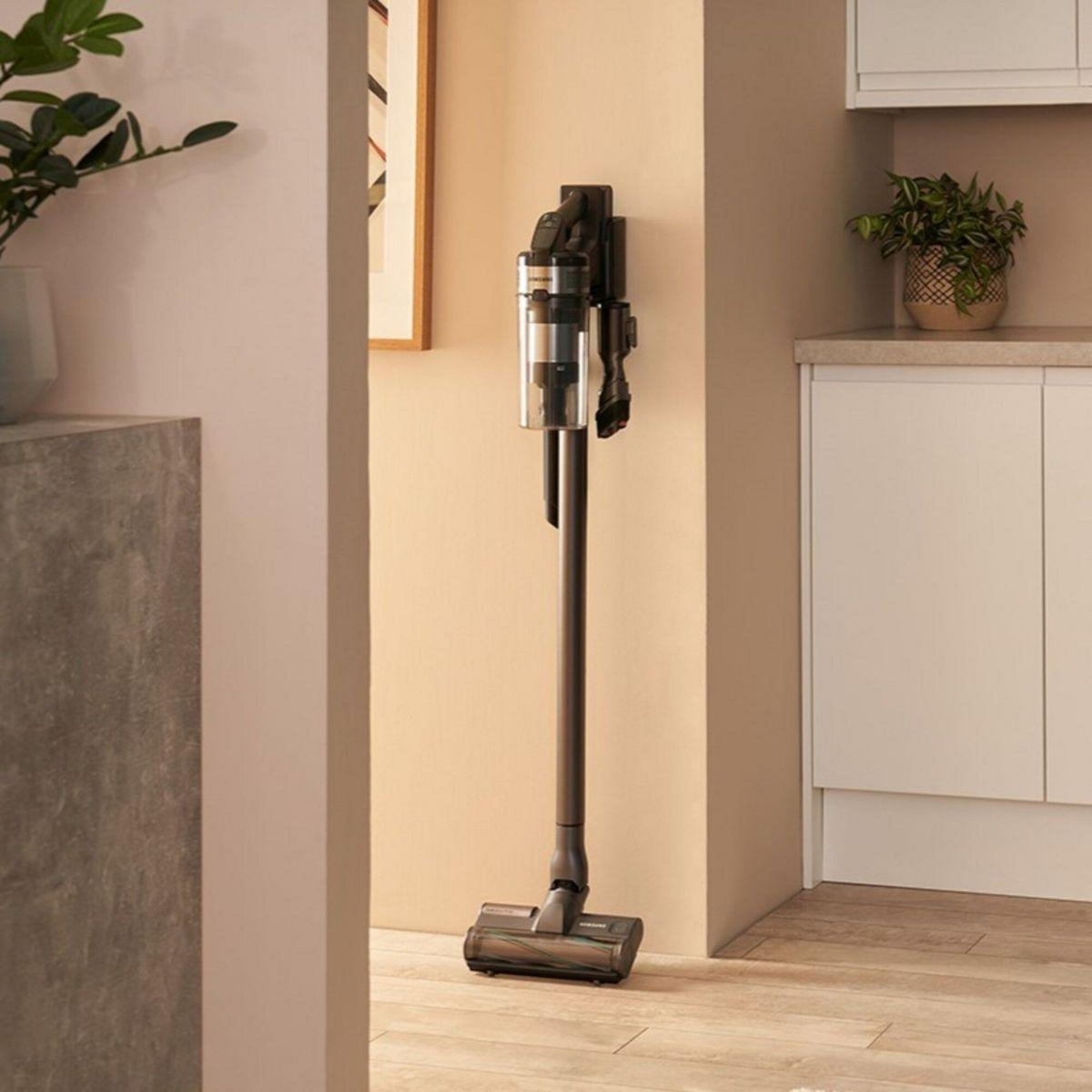 Samsung Aspirateur balai Jet 75E Pet VS20B75BGR4