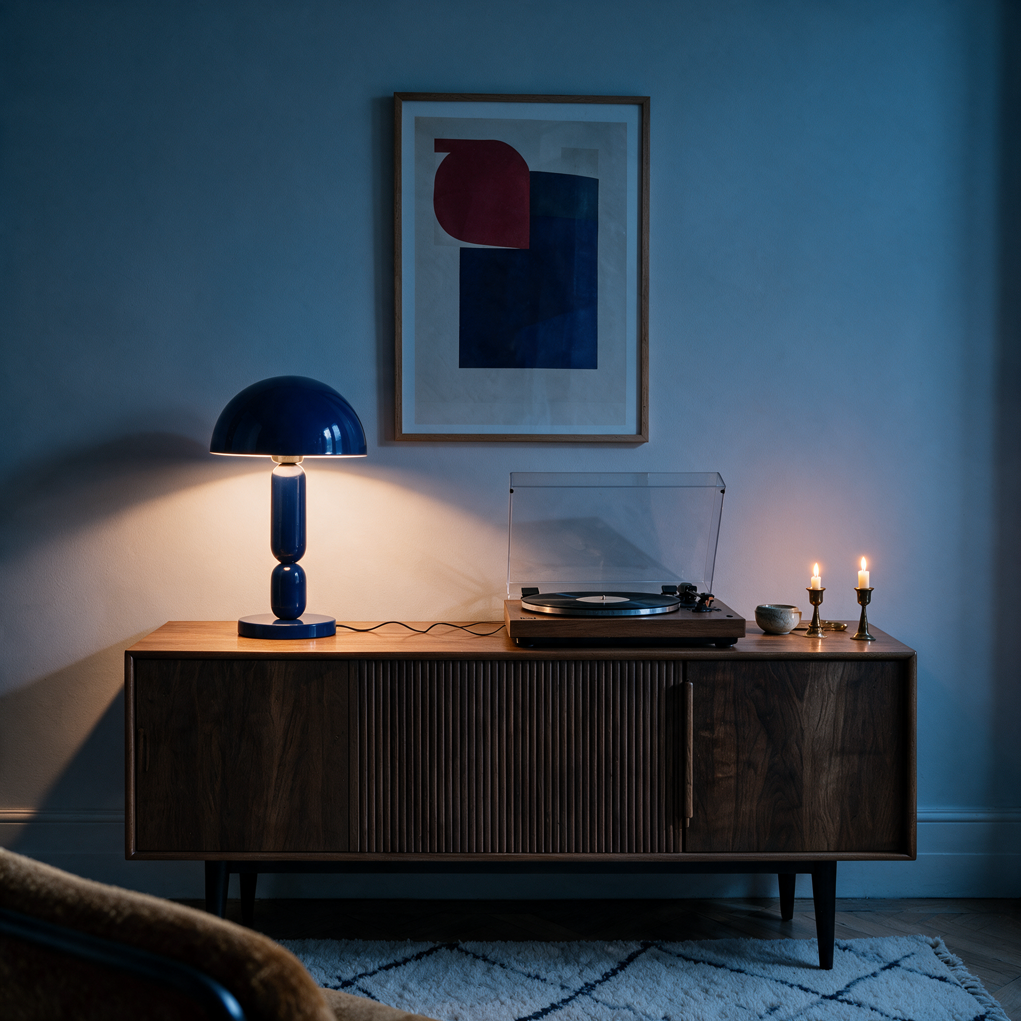 Voir la diapositive 6 : MAISON PAVANE Lampe en bois et métal bleu foncé-romy