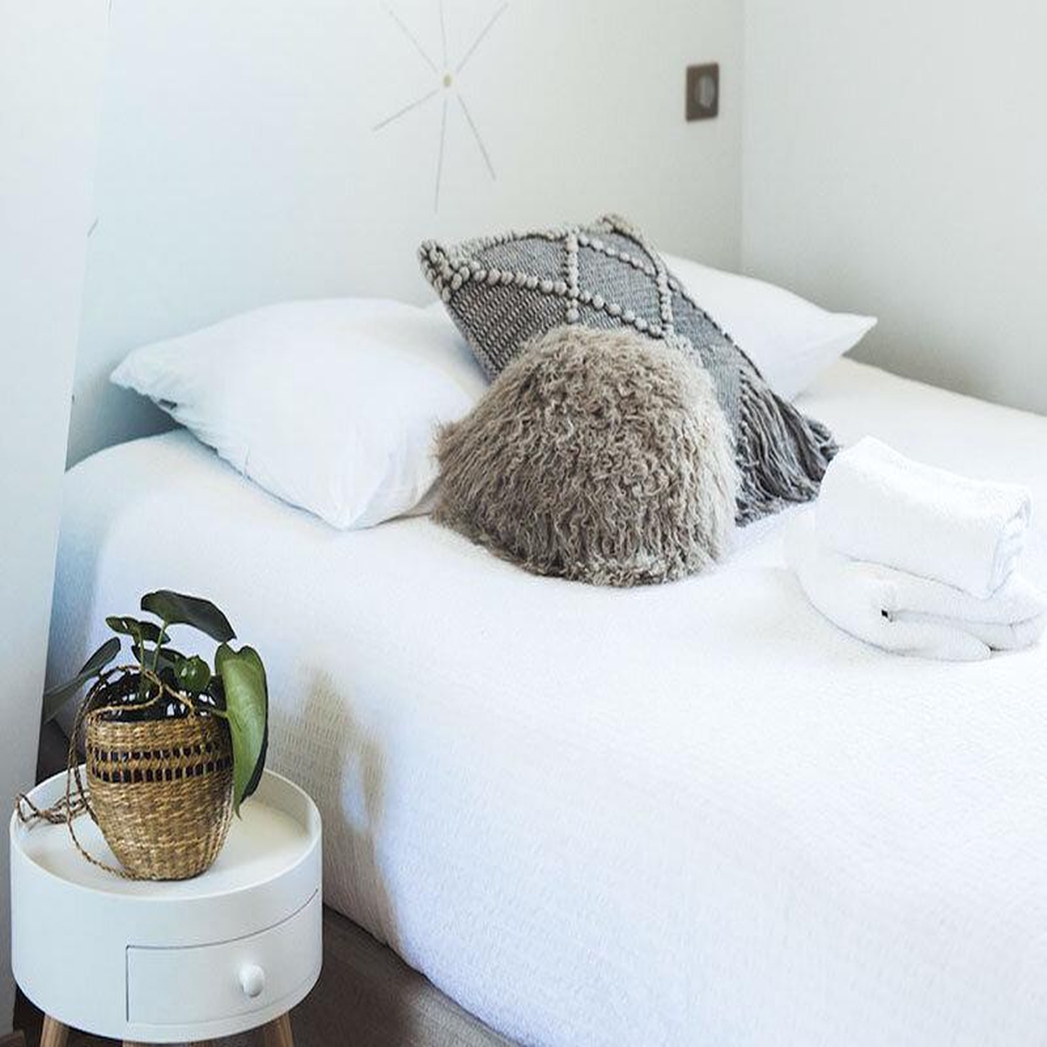 Voir la diapositive 2 : Smartbox 3 jours en famille en maison normande avec accès libre au bain bouillonnant près de caen - coffret cadeau séjour