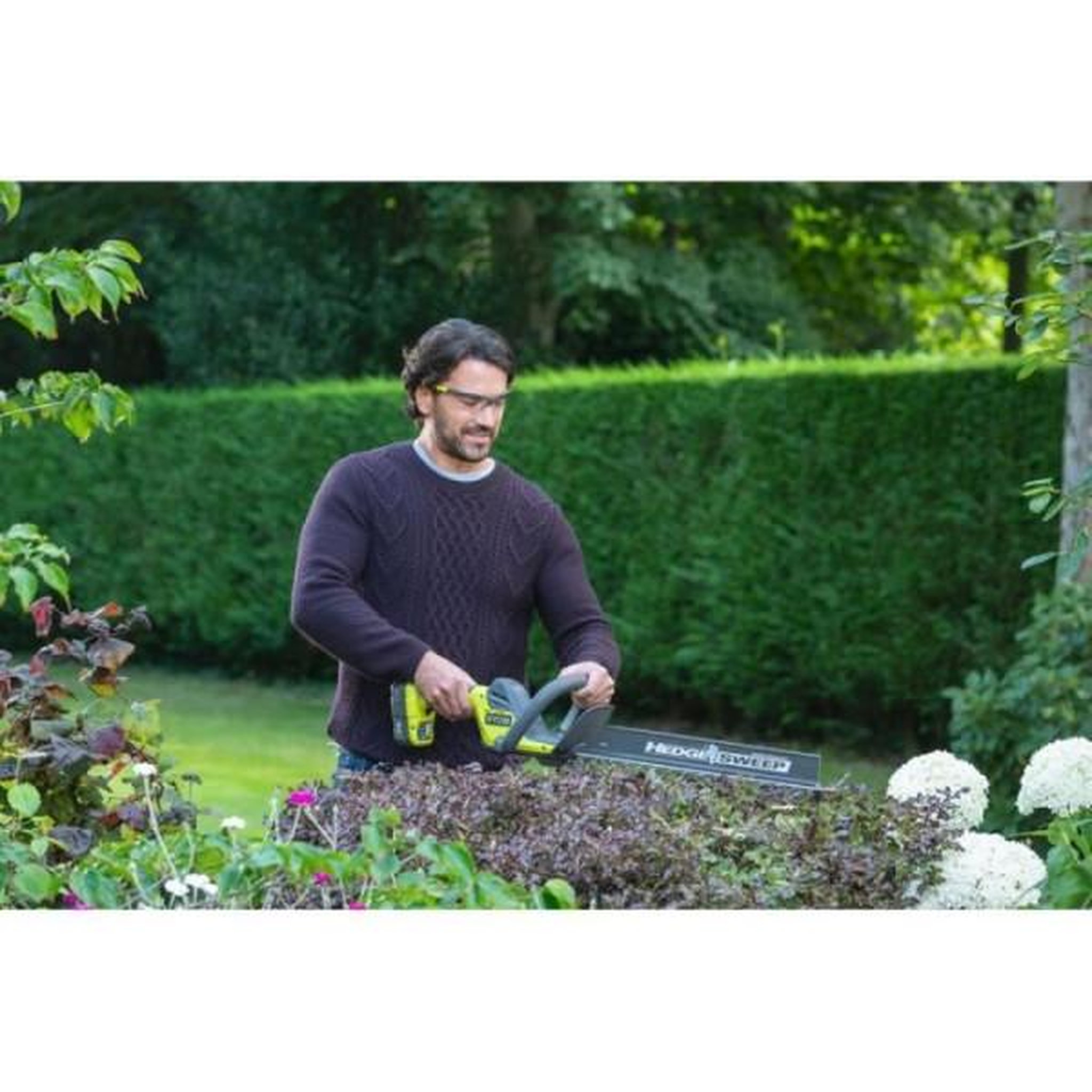 Voir la diapositive 3 : Ryobi Ryobi - taille-haies linea 18v one+ - design en ligne - lames 45 cm - écartement 22 mm + batterie 2,0 ah & chargeur - ry18ht45a