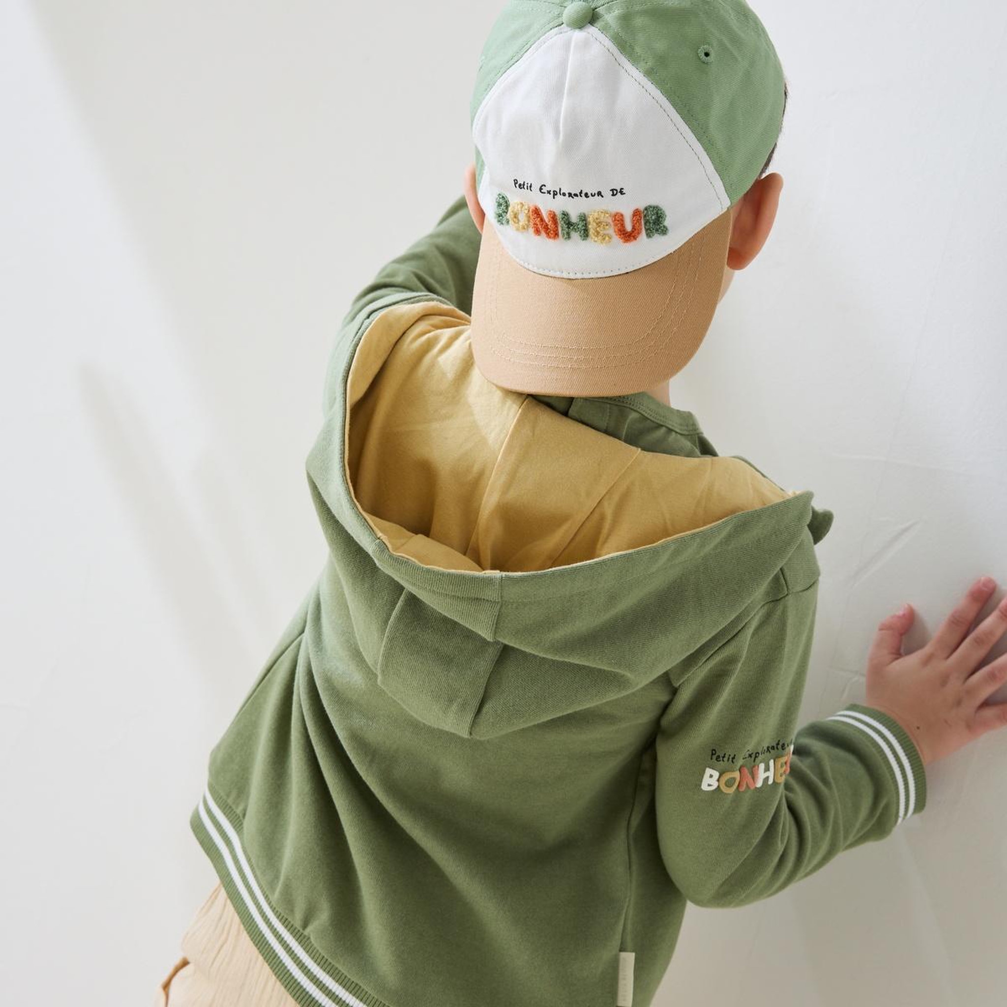 Voir la diapositive 6 : Petit Béguin Sweat à capuche enfant gabin