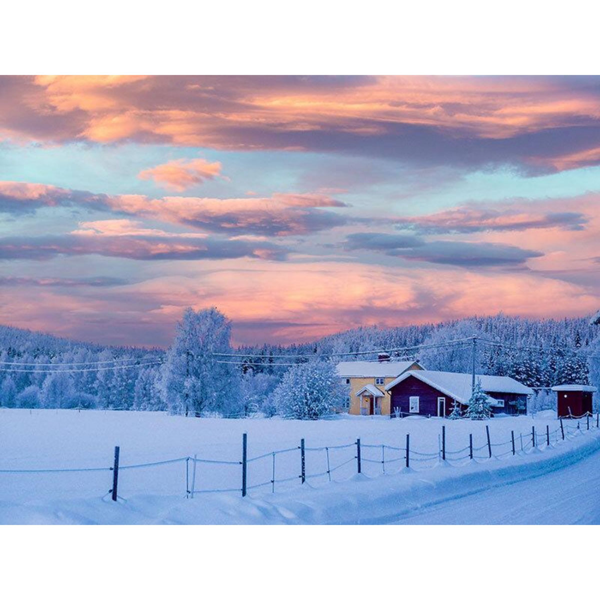Smartbox 3 jours en Suède : observation des aurores boréales et balade en chiens de traîneau pour 2 personnes - Coffret Cadeau Séjour