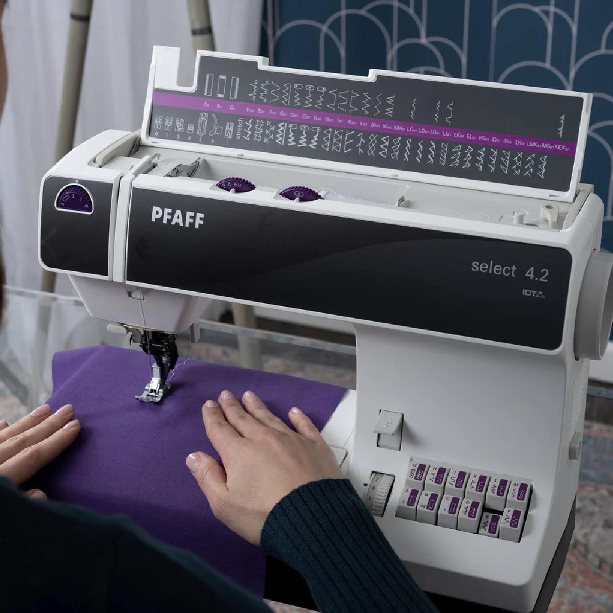 Voir la diapositive 3 : Pfaff Machine à coudre pfaff select 4.2