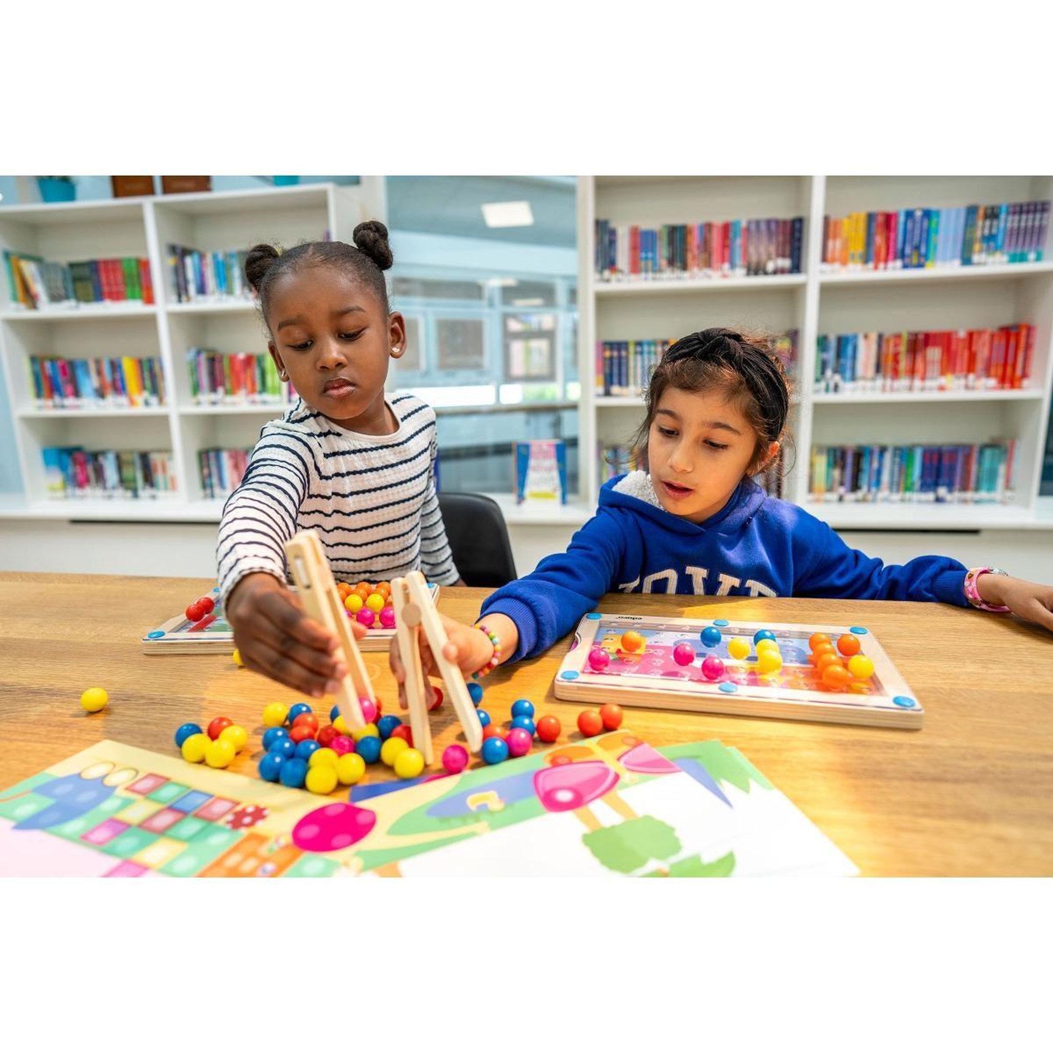 Voir la diapositive 3 : EDUCO Pinces — 4 pièces — jeu éducatif pour la classe
