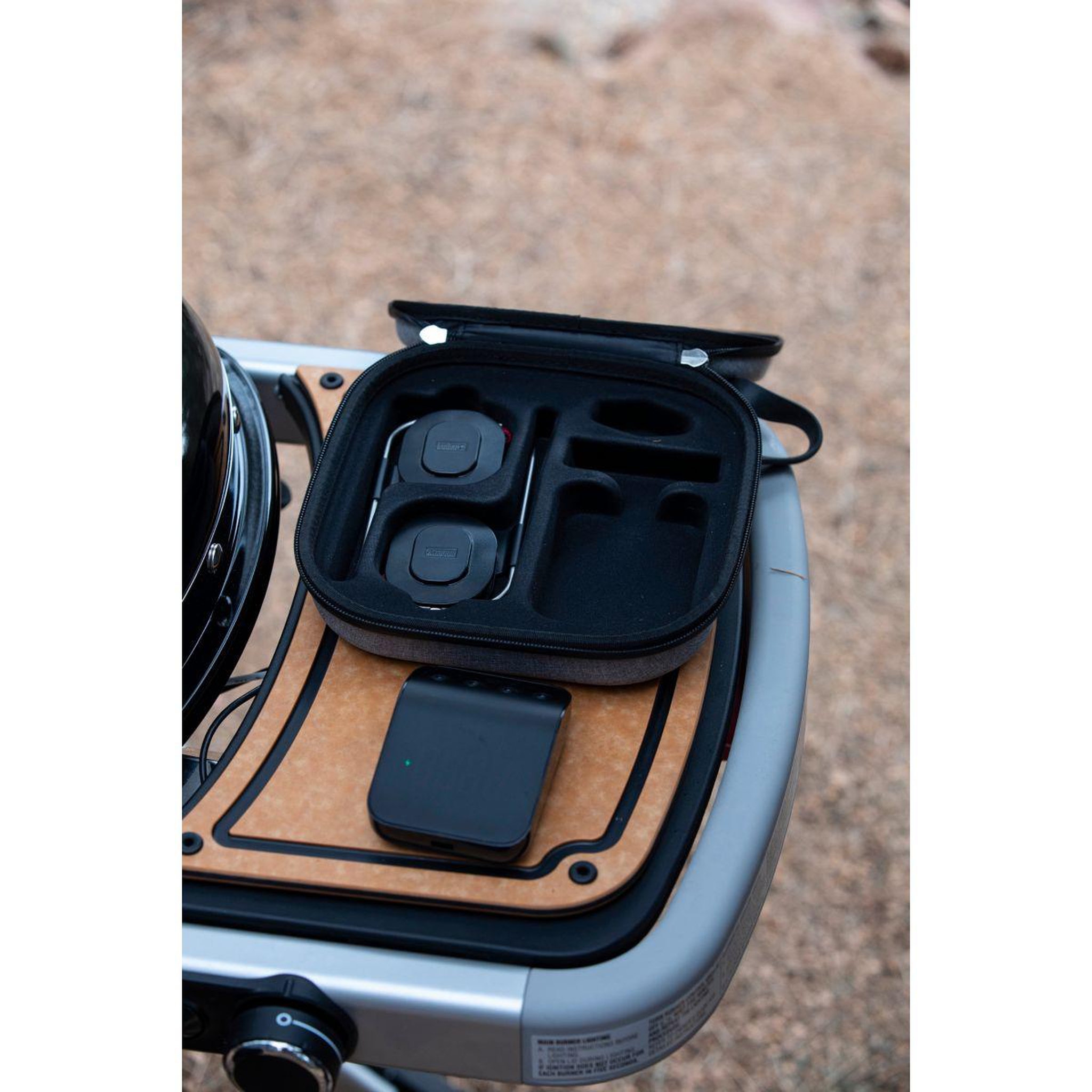 Voir la diapositive 4 : Weber Etui de rangement pour assist cuisson CONNECT