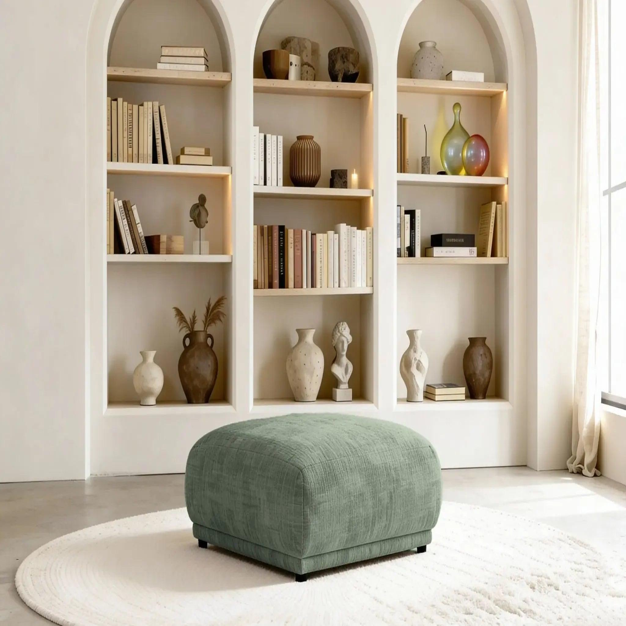 Voir la diapositive 2 : CASANOVA PARIS Rosalie - pouf tissu chenille