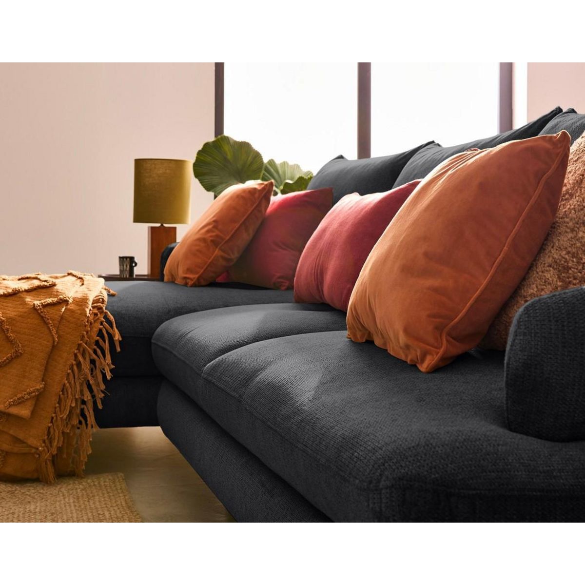 LISA DESIGN Ninon - canapé d'angle gauche 4 places convertible avec coffre en tissu texturé