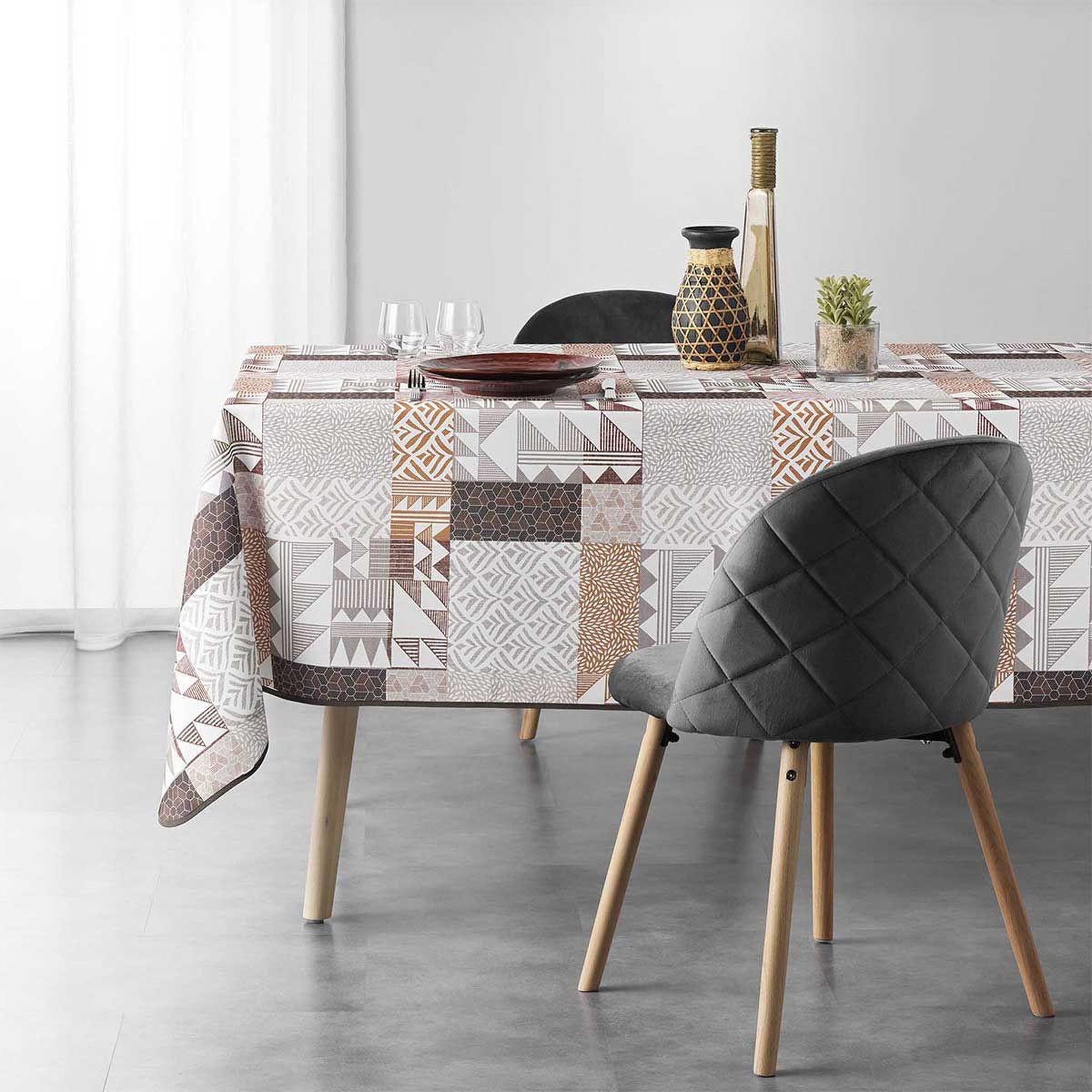 Voir la diapositive 2 : Douceur d'Intérieur Nappe imprimée  kampala  150x240cm multicolore