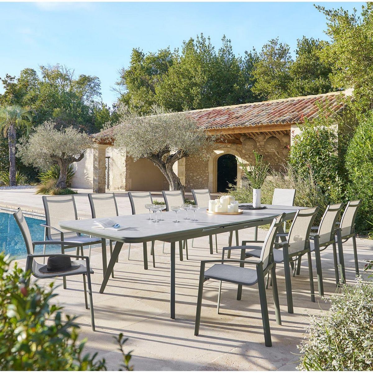 HESPERIDE Table de jardin extensible en aluminium et verre 12 places PULPY - Vert laurier et gris granite