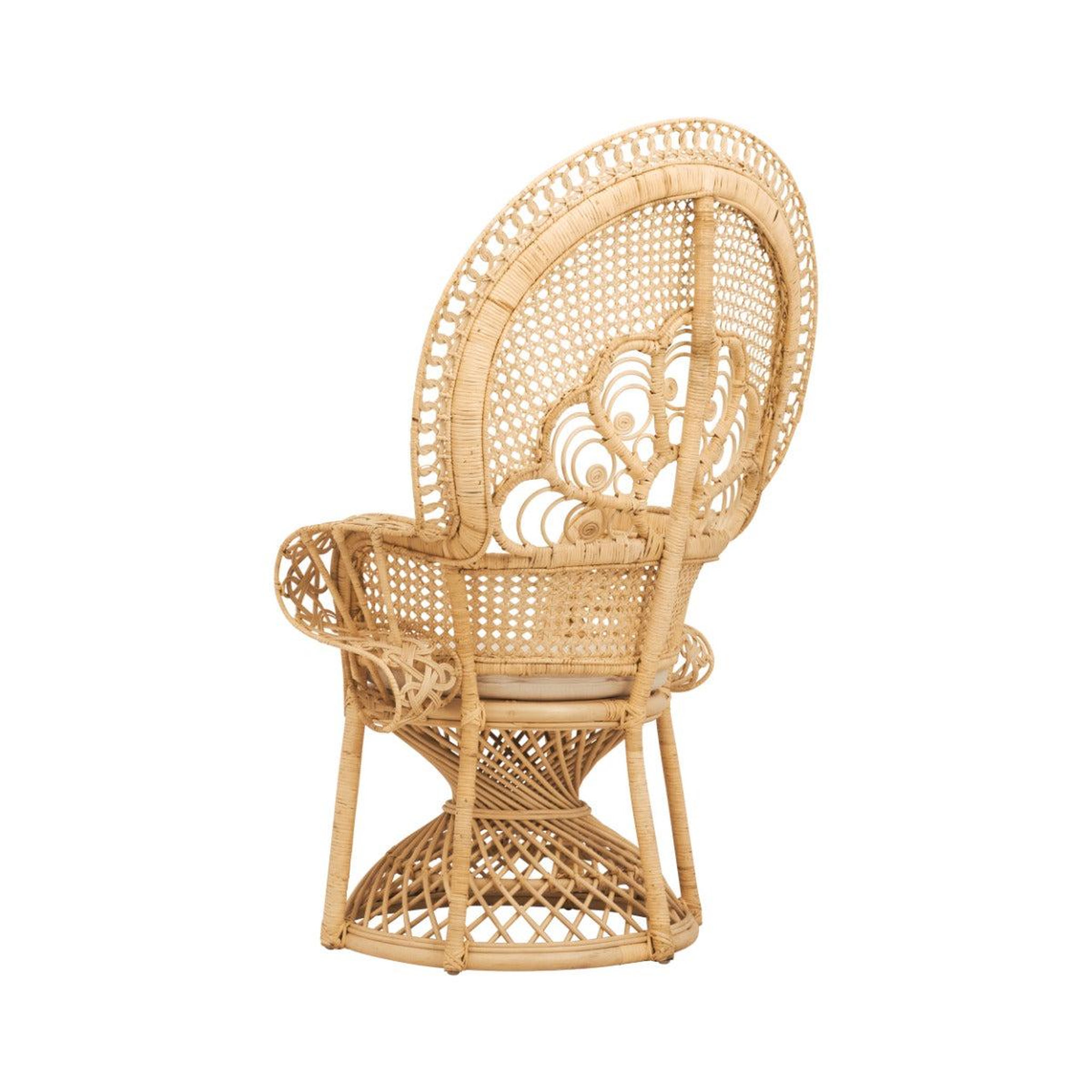 Voir la diapositive 5 : MAISON PAVANE Fauteuil en rotin naturel et coussin blanc-Eloa