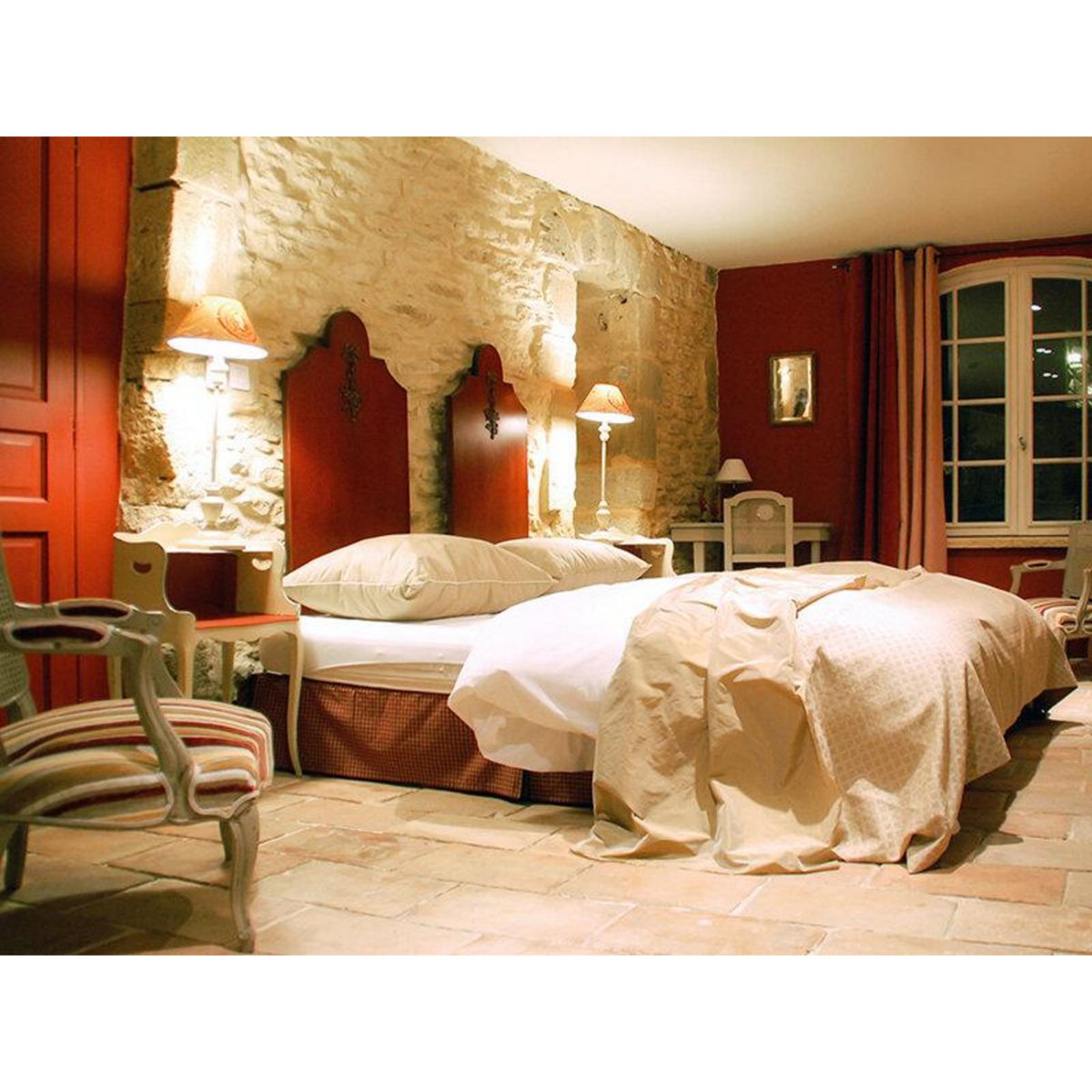 Smartbox 2 jours avec dîner dans un mas provençal avec piscine près de Nîmes - Coffret Cadeau Séjour