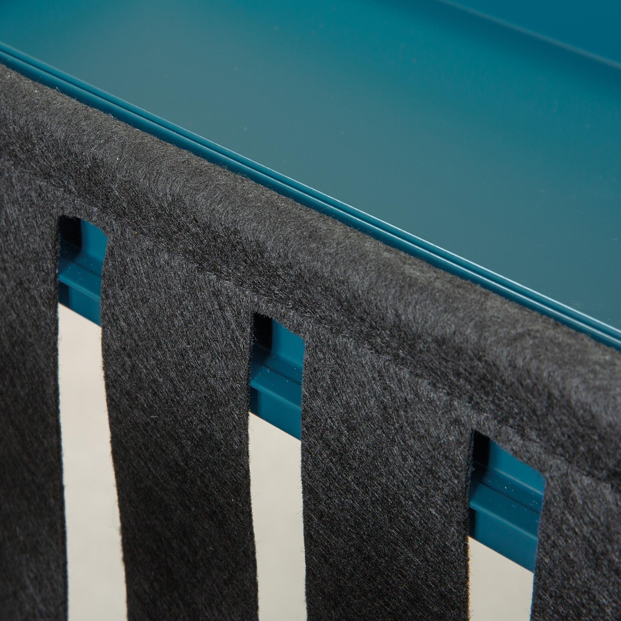 Voir la diapositive 4 : INTERLINK Table d'appoint CLUB NY MAGAZIN