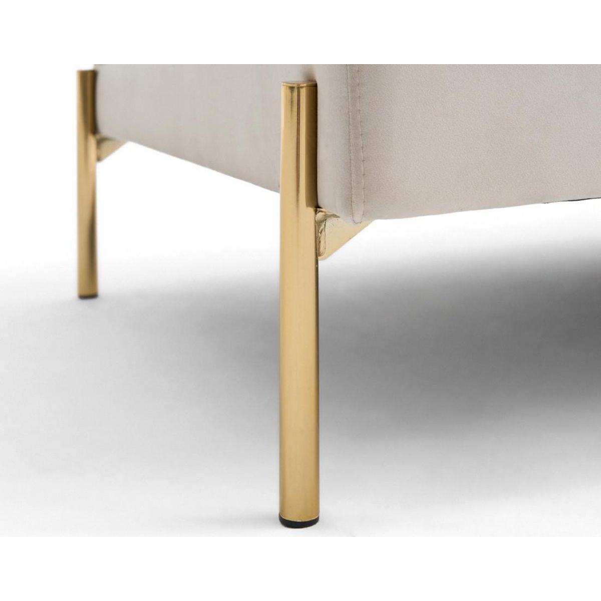 LISA DESIGN Isaure - pouf en velours