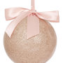 Voir la diapositive 2 : ATMOSPHERA Boule de Noël Pailletée  Nœud  9cm Rose