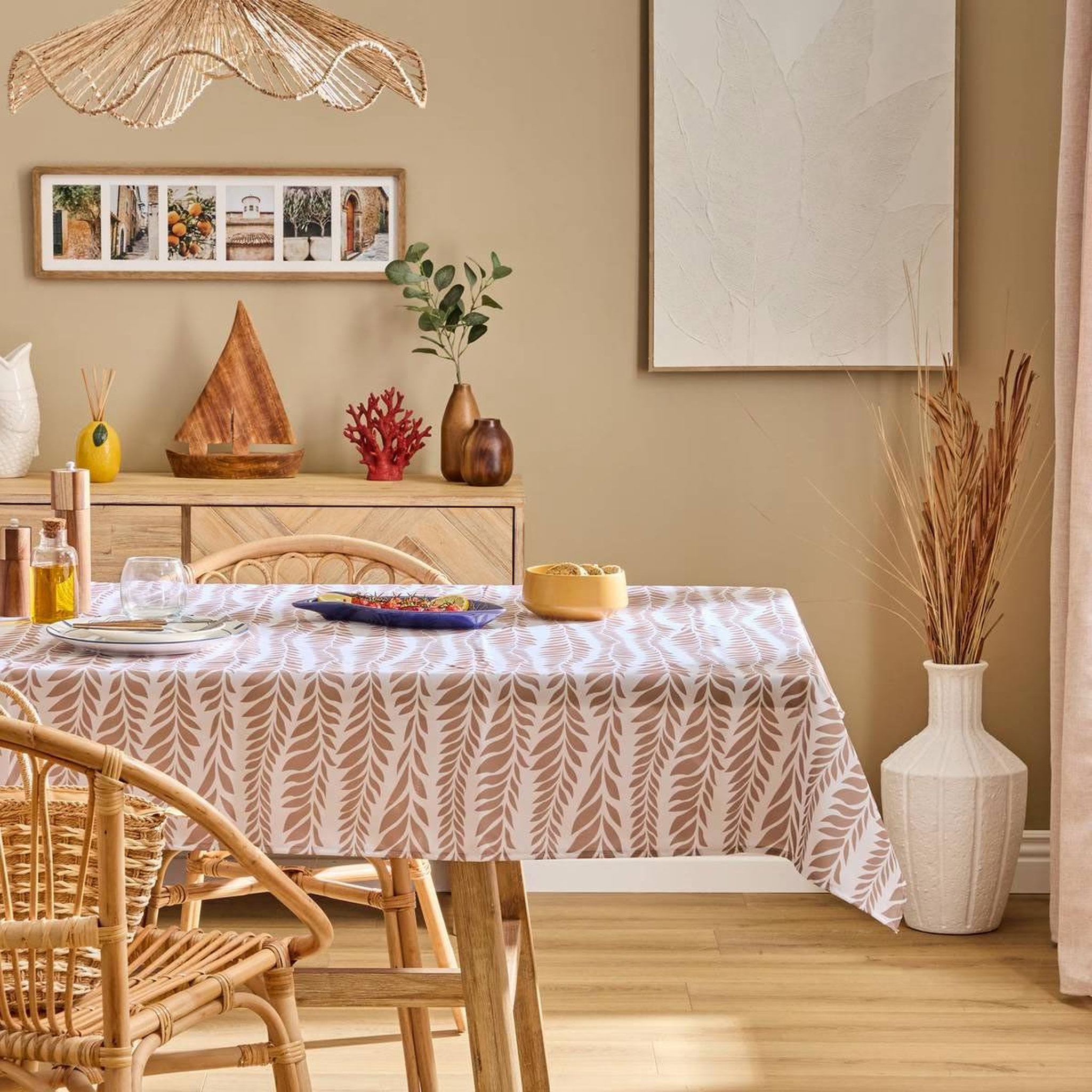 Voir la diapositive 4 : ATMOSPHERA Nappe antitache imprimé  océania  140x240cm terracotta