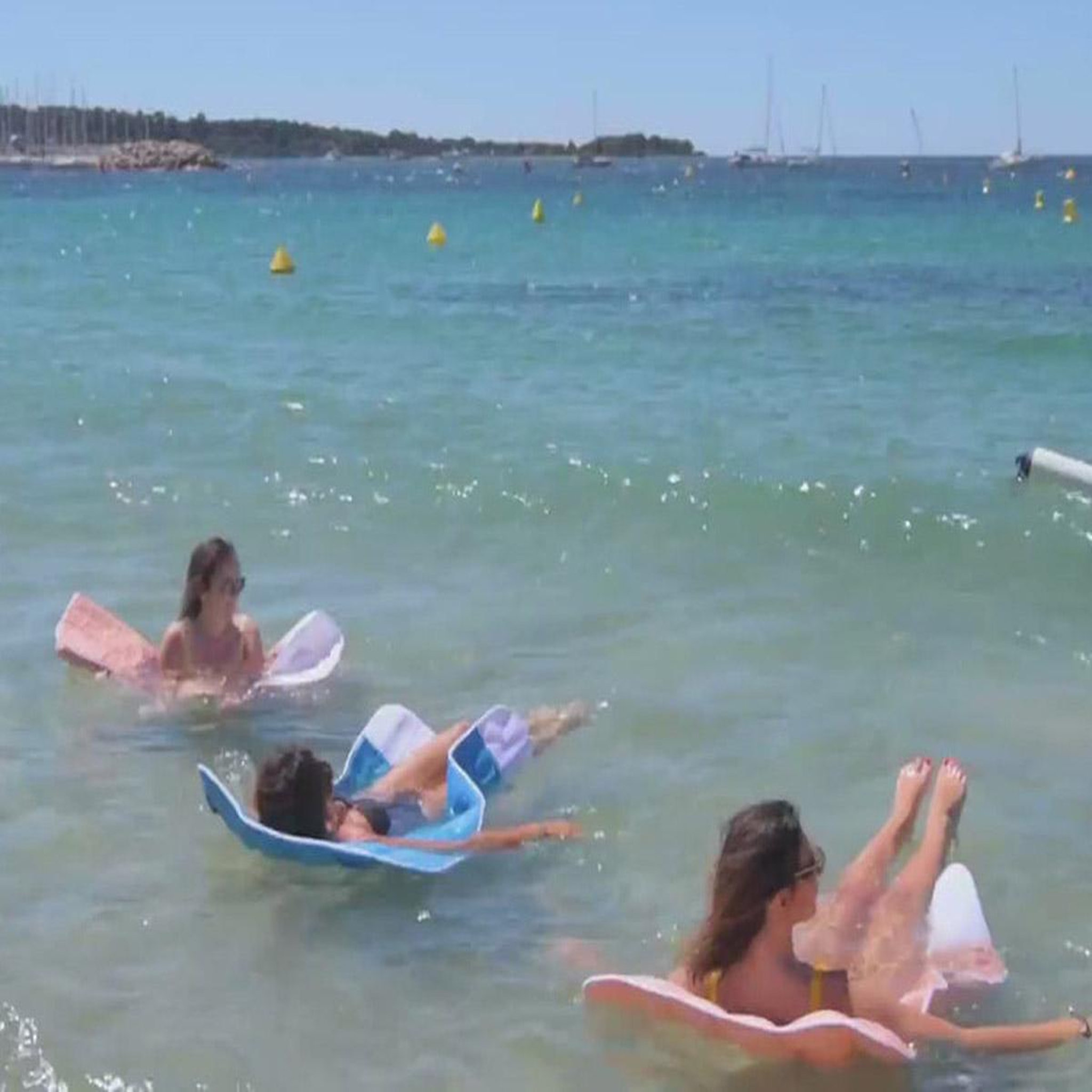 Voir la diapositive 4 : PLOUF Matelas flottant 2 en 1 Rose - Plouf