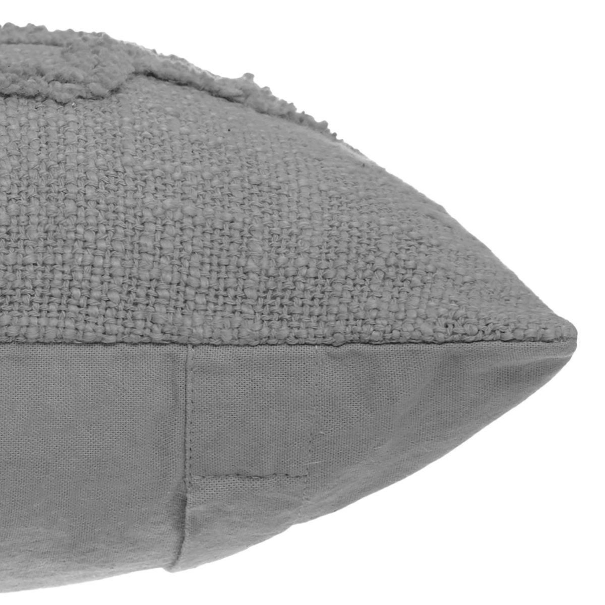 Voir la diapositive 4 : ATMOSPHERA Coussin déco tufté  inca  40x40cm gris