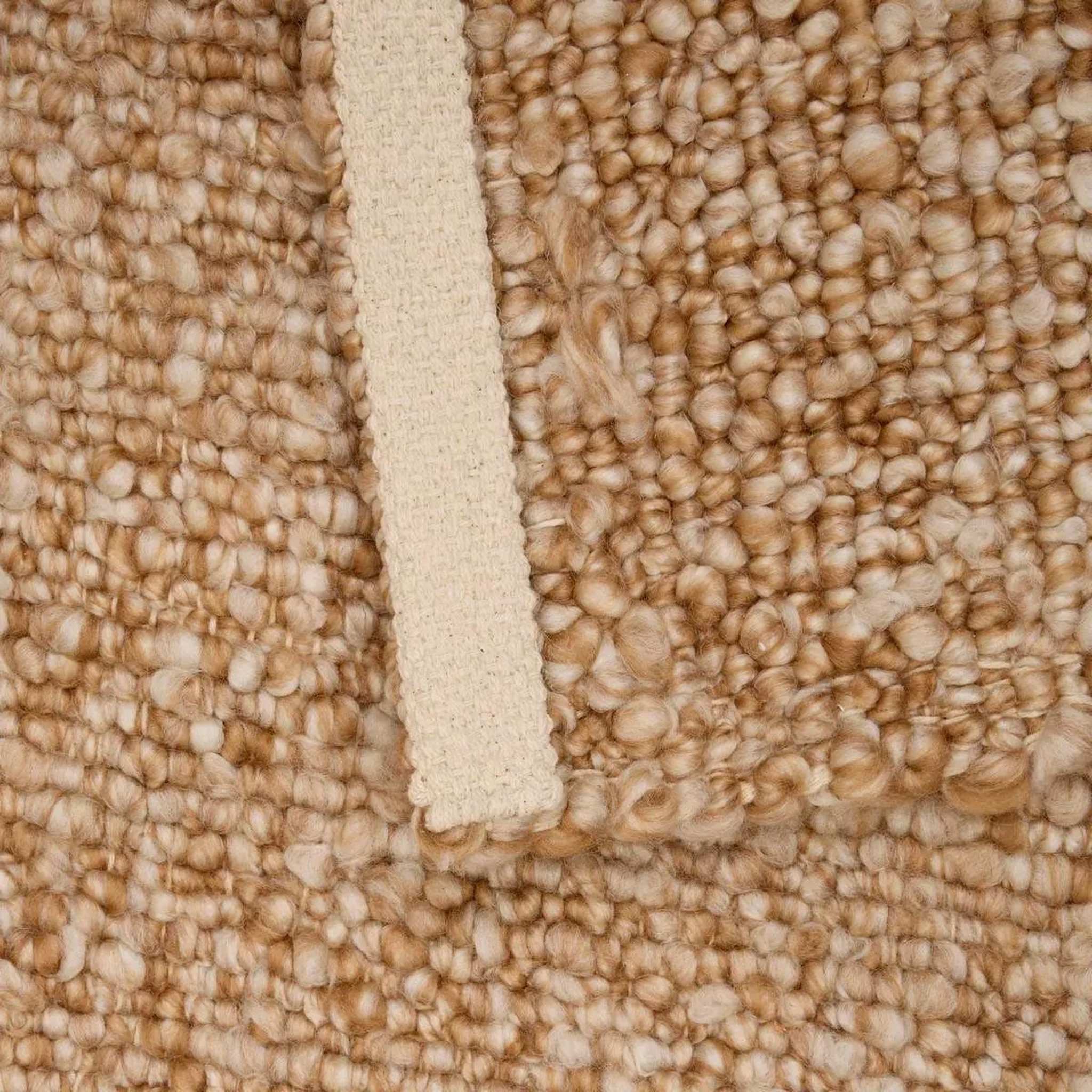 Voir la diapositive 2 : ATMOSPHERA Tapis effet laine  volna  80x200cm camel