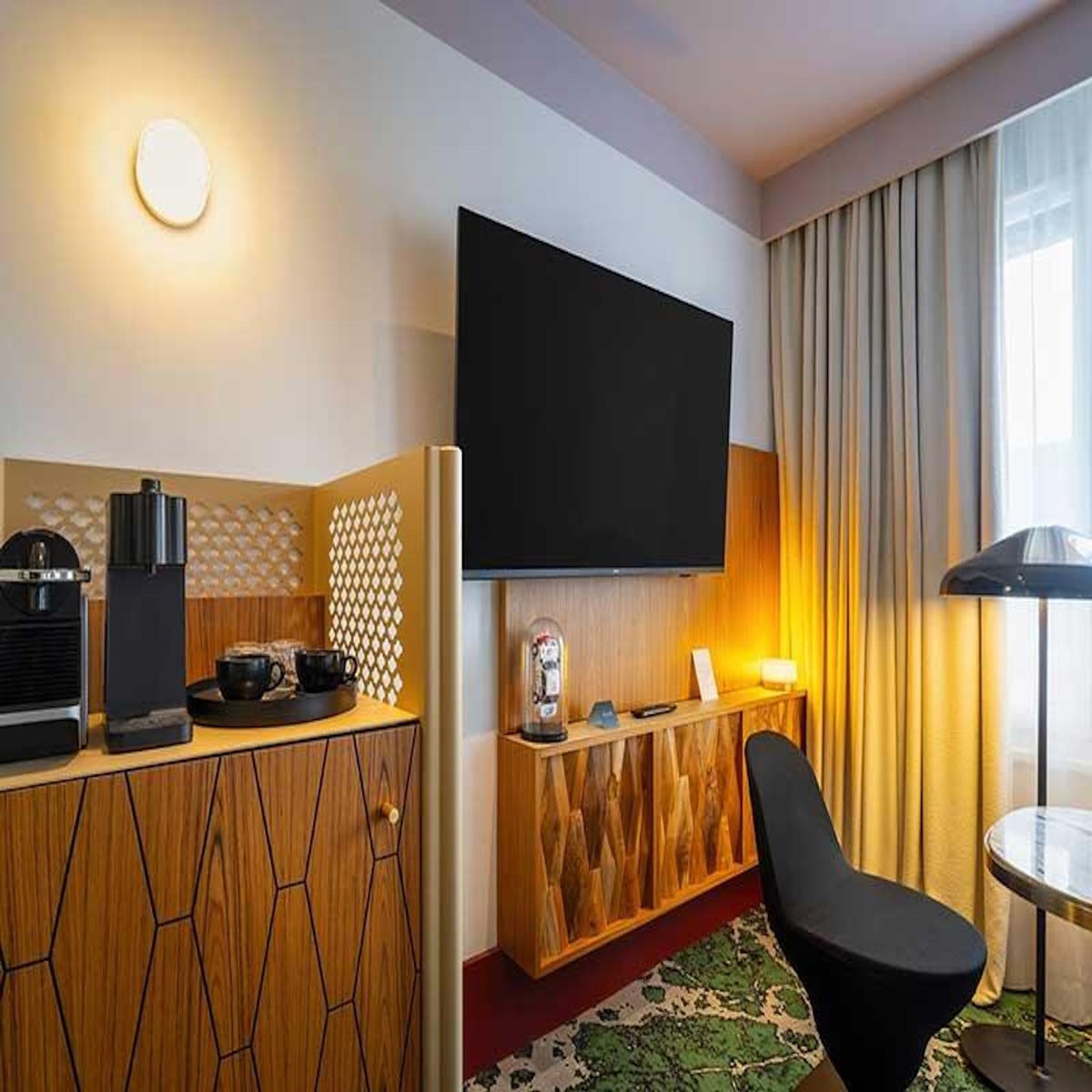 Smartbox Séjour à Lille : 2 jours à l'Hotel Maison Louise Lille Centre - Handwritten Collection 4* - Coffret Cadeau Séjour