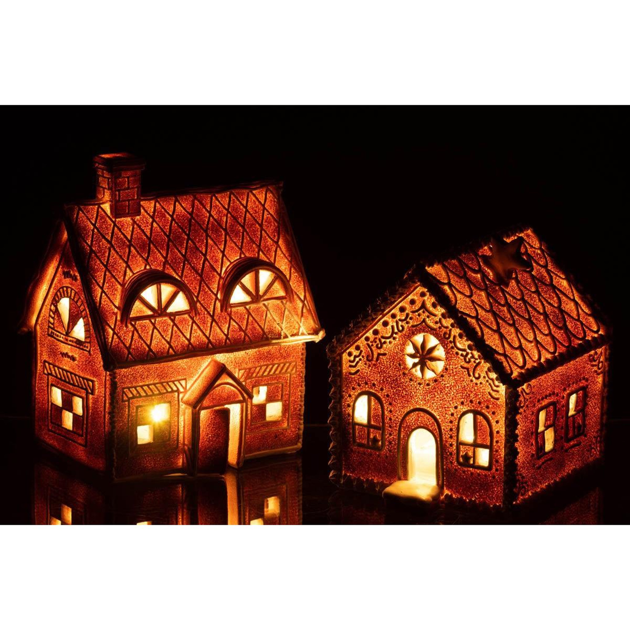 Voir la diapositive 6 : J-LINE Décoration de noël  maison pain d'épice  18cm marron