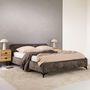 Voir la diapositive 3 : IDIMEX Lit double LEVERDA 140 x 190 cm, revêtement en tissu