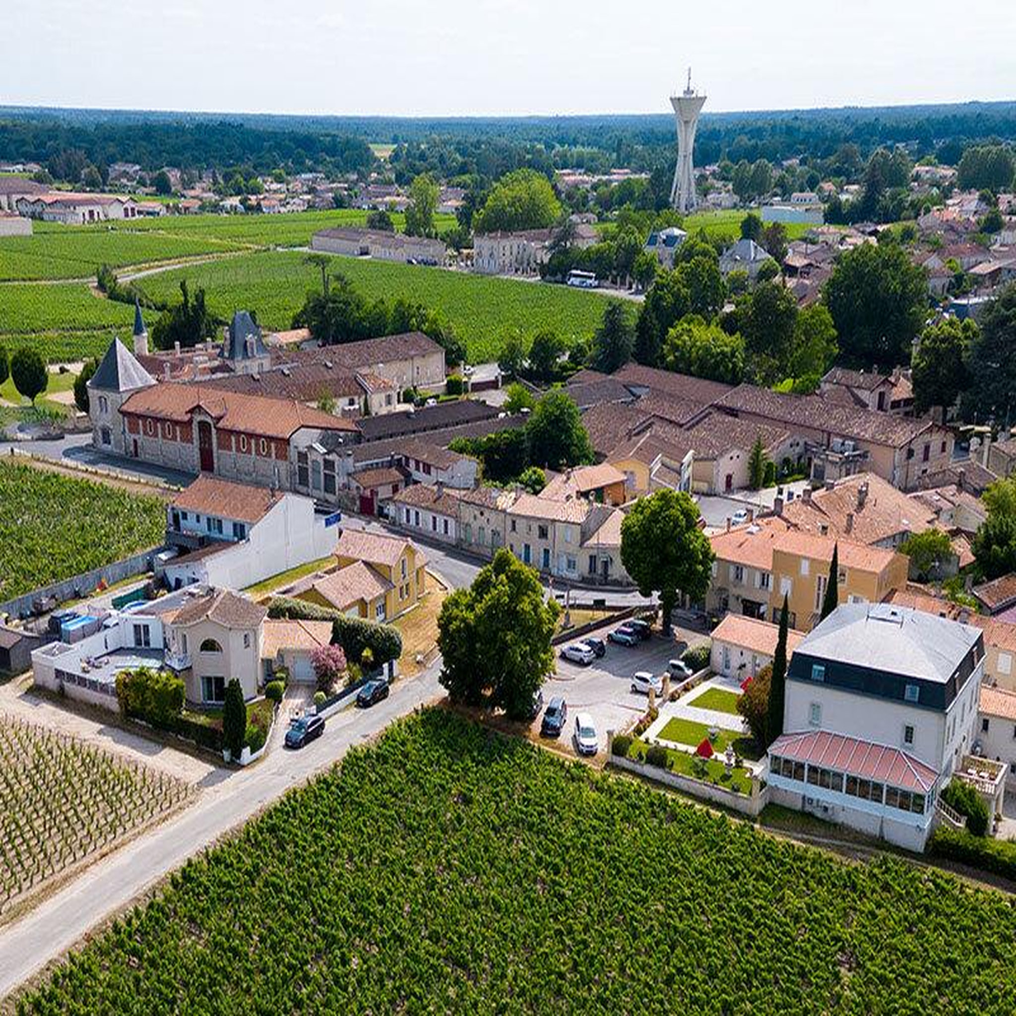 Voir la diapositive 4 : Smartbox 2 jours en hôtel au cœur des vignes près du château margaux - coffret cadeau séjour
