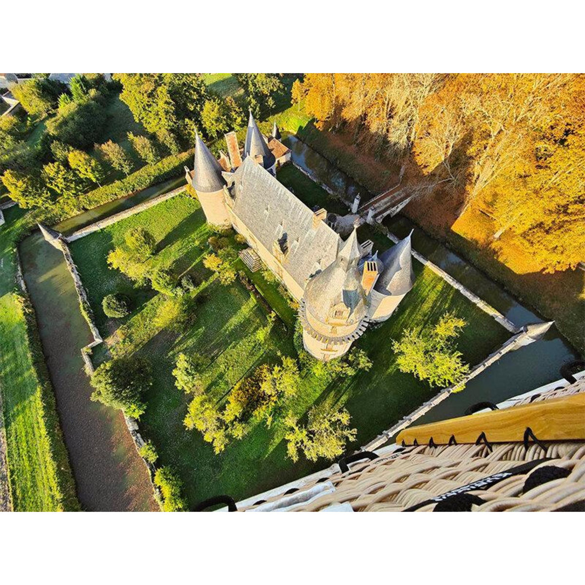 Smartbox Vol en montgolfière près de Poitiers - Coffret Cadeau Sport & Aventure