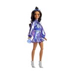 BARBIE Barbie - Poupée Deluxe Style - Haut et jupe bleu métallisé - Brune - Barbie - JFP42