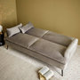 Voir la diapositive 5 : SWEEEK Canapé convertible. John. 2-3 places pieds métal et velours gris clair L 210 x P111 x H48cm