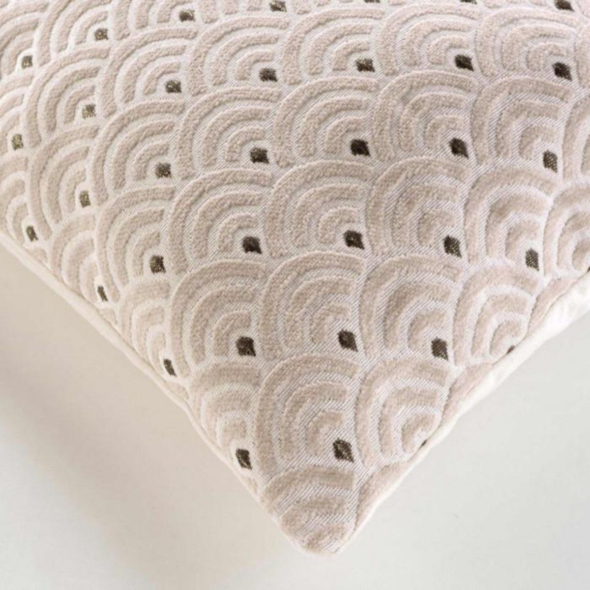 Paris Prix Coussin Déco Chenille  Minela  45x45cm Naturel