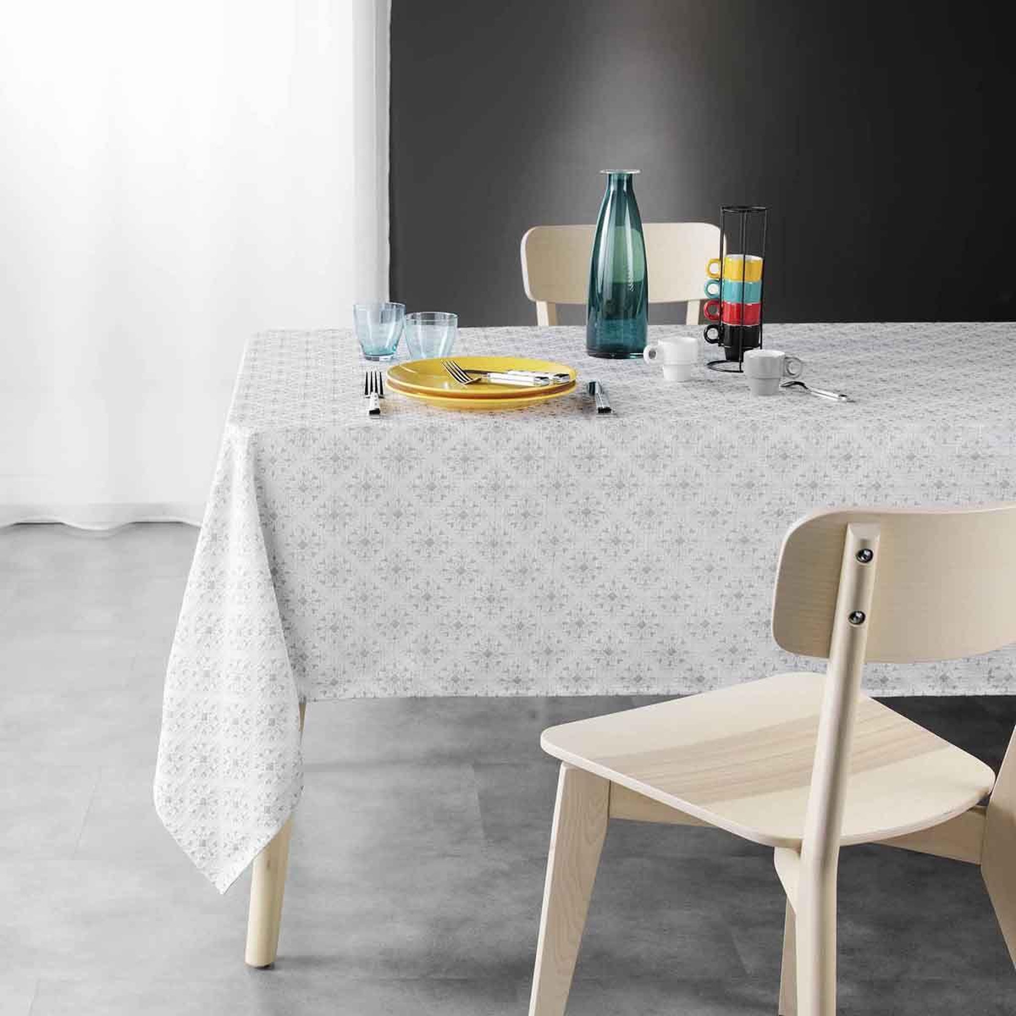 Voir la diapositive 3 : Douceur d'Intérieur Nappe jacquard déco  orphée  140x240cm gris