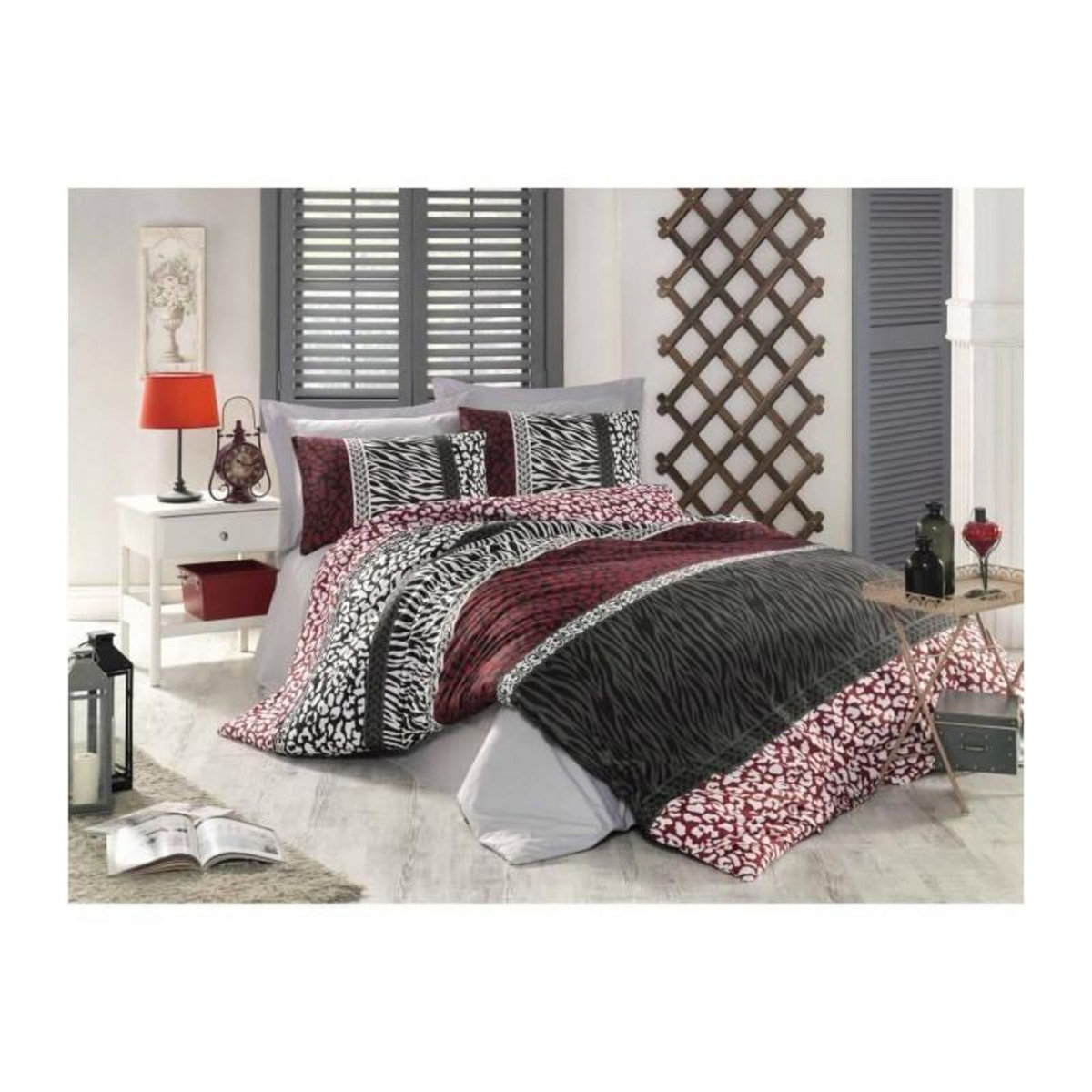 GENERIQUE Parure de lit - 1 housse de couette 220 x 240 cm + 2 taies d'oreiller 60 x 60 cm - 100% coton renforcé - Rouge