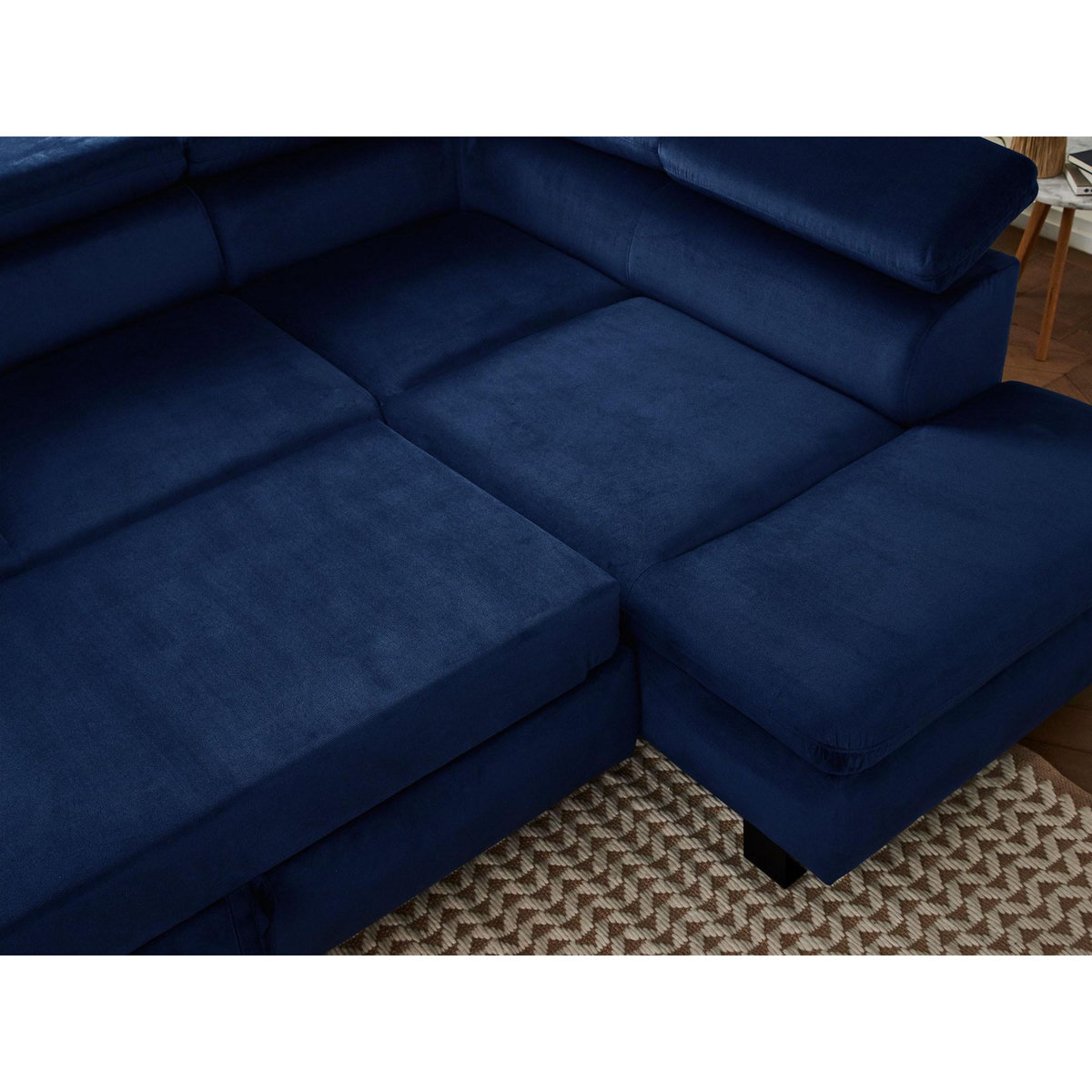 LISA DESIGN Nairobi - canapé d'angle convertible - en velours - 5 places - avec têtières - droit