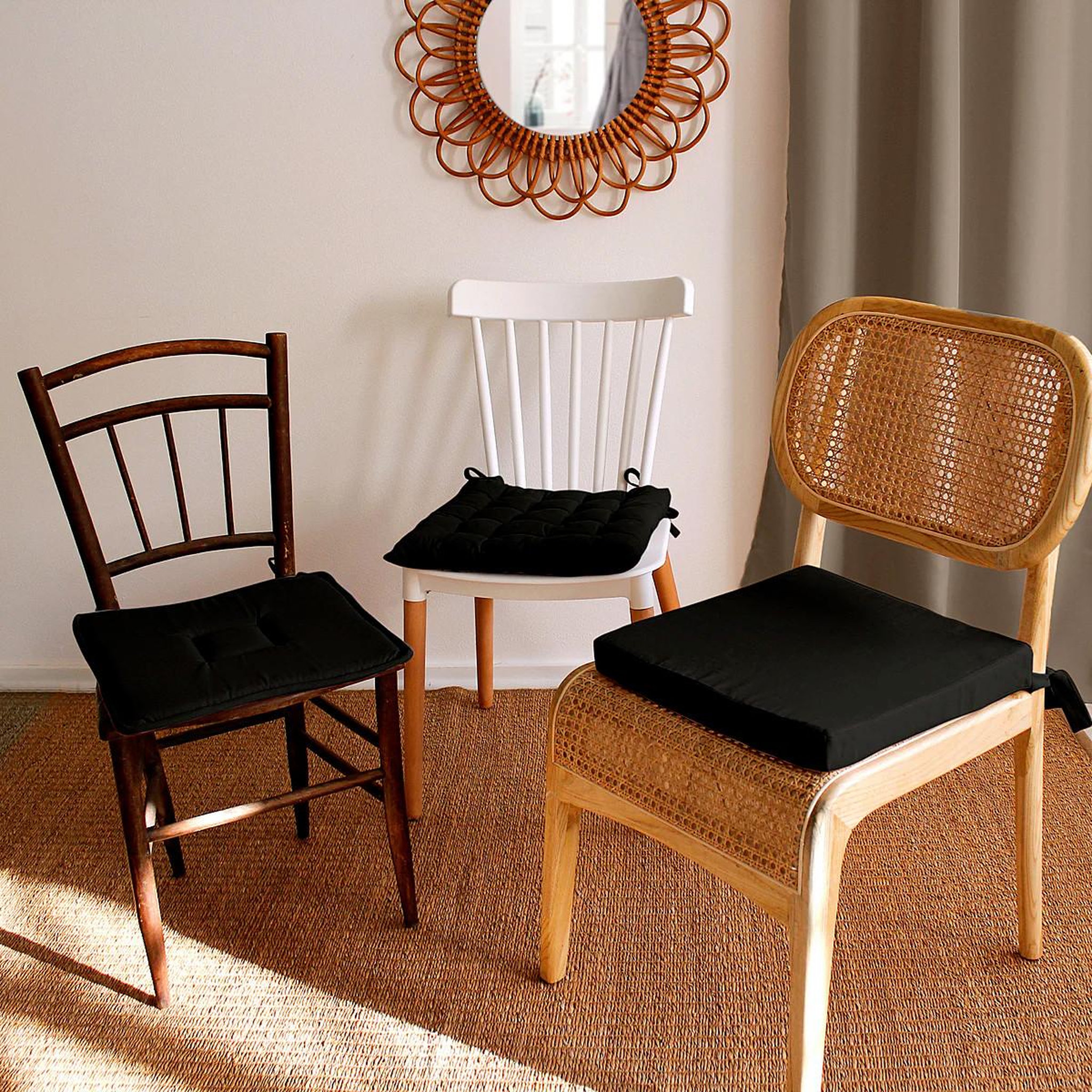 Voir la diapositive 2 : ENJOY HOME Galette de chaise piquée uni  panama  38x38cm noir