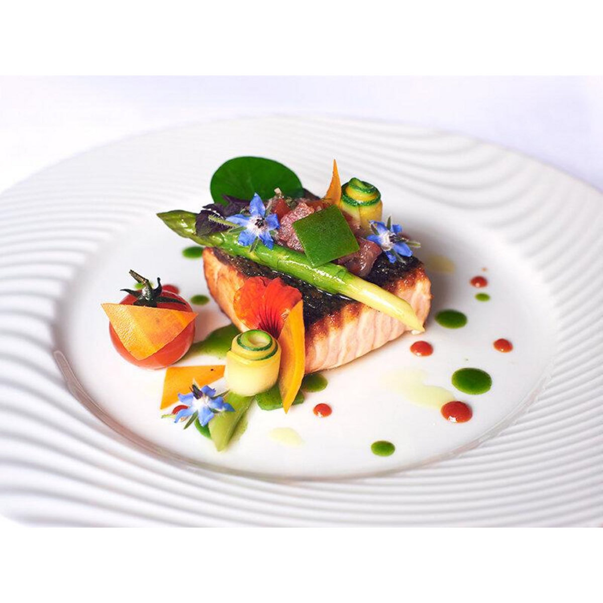 Smartbox Saint-Valentin en amoureux : dîner romantique en France - Coffret Cadeau Gastronomie