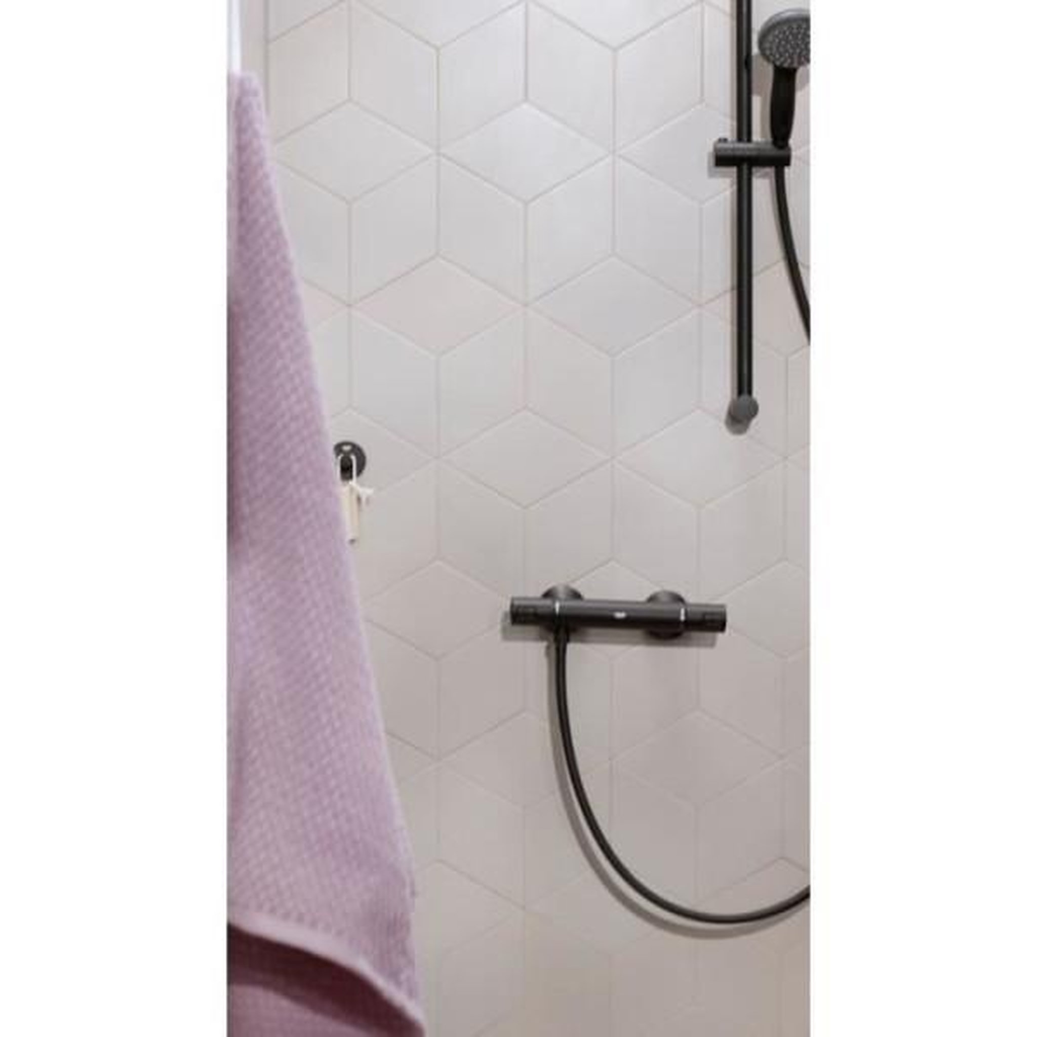 Voir la diapositive 3 : Grohe Mitigeur thermostatique douche - grohe precision start - noir mat - economie d'eau