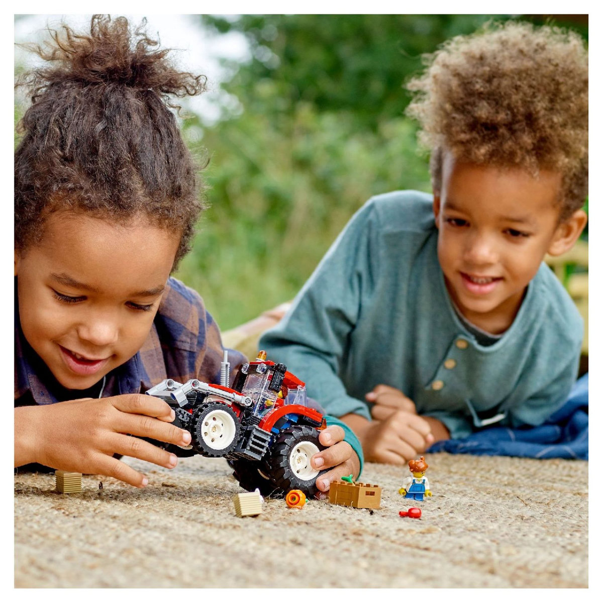 LEGO City 60287 - Les Super Véhicules Le Tracteur, Set de Construction, Jouet Ferme, Cadeau pour Enfants dès 5 ans